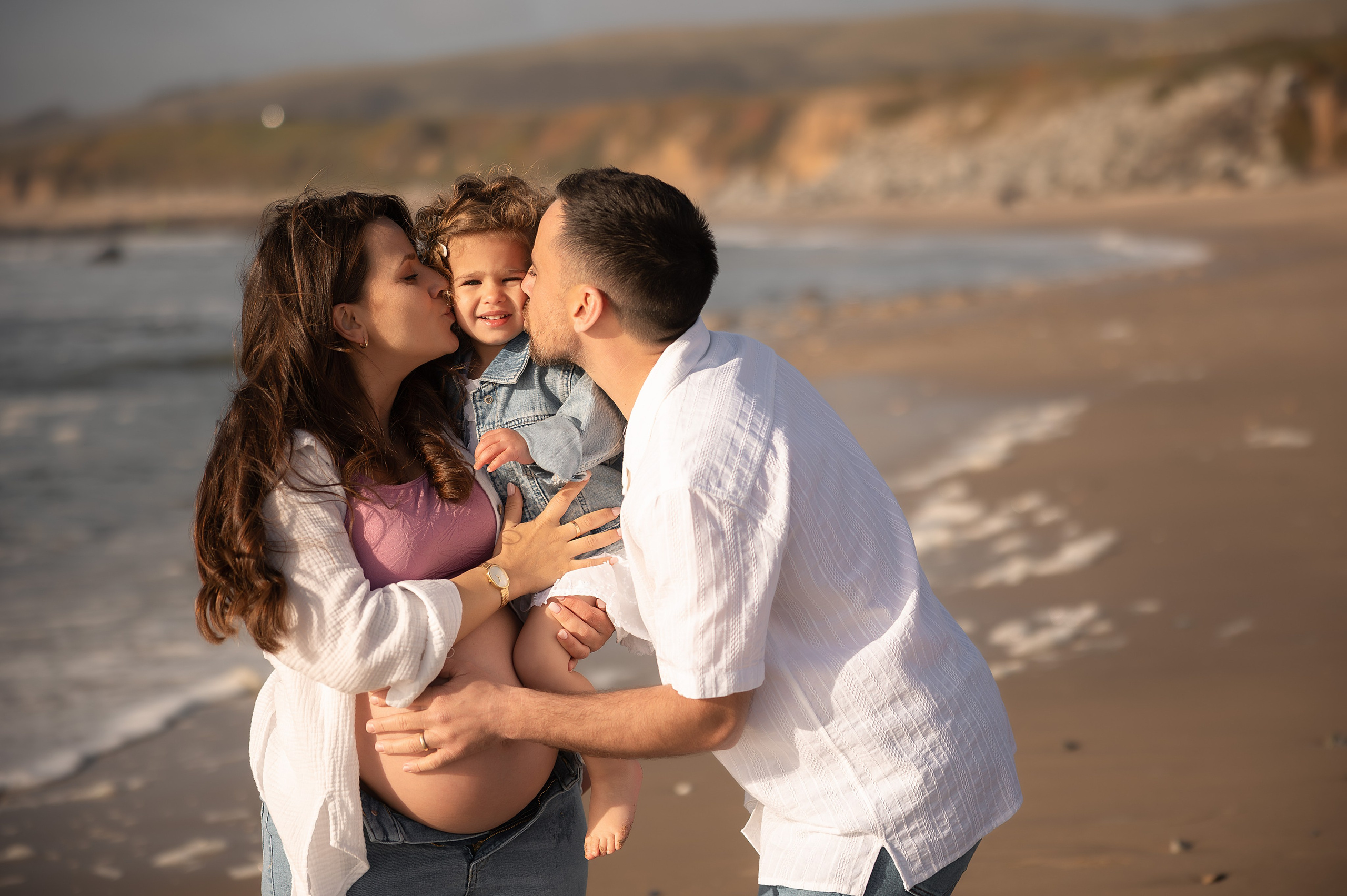FAMILY & MATERNITY PHOTOGRAPHY. Couples & Families photographer in Bay Area, San Jose, California