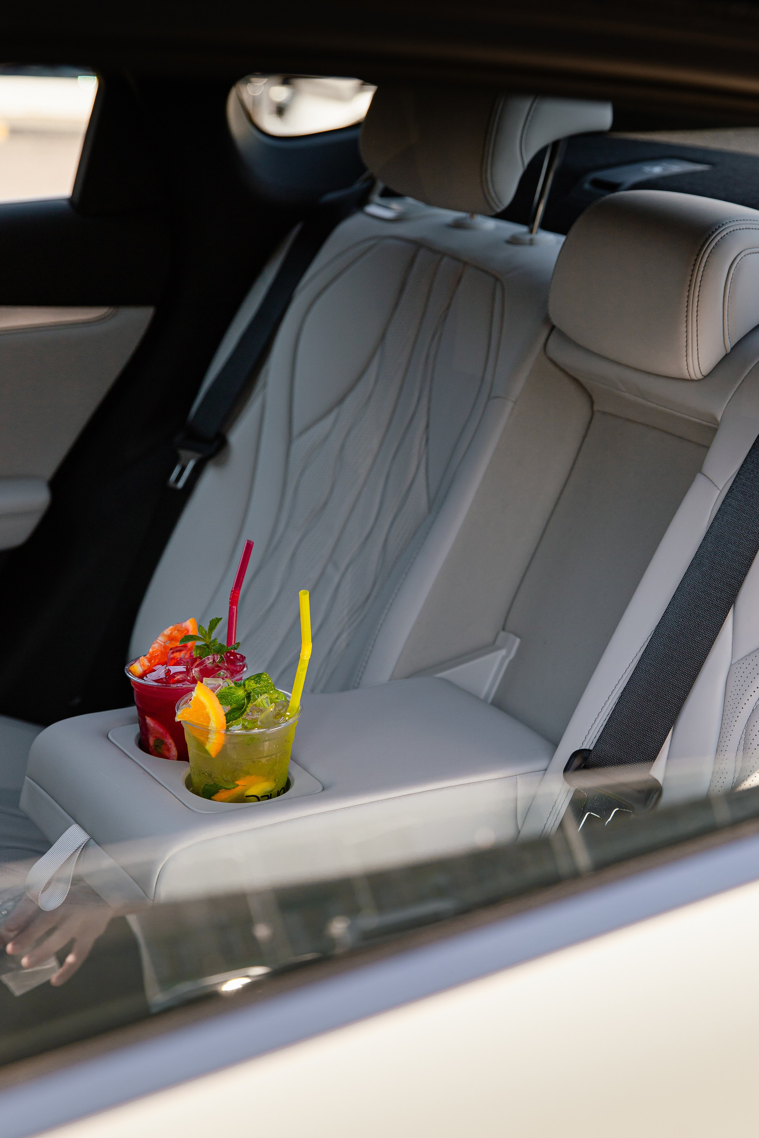 Taxi „Letz”. Fotograf și Videograf | Chișinău, Moldova