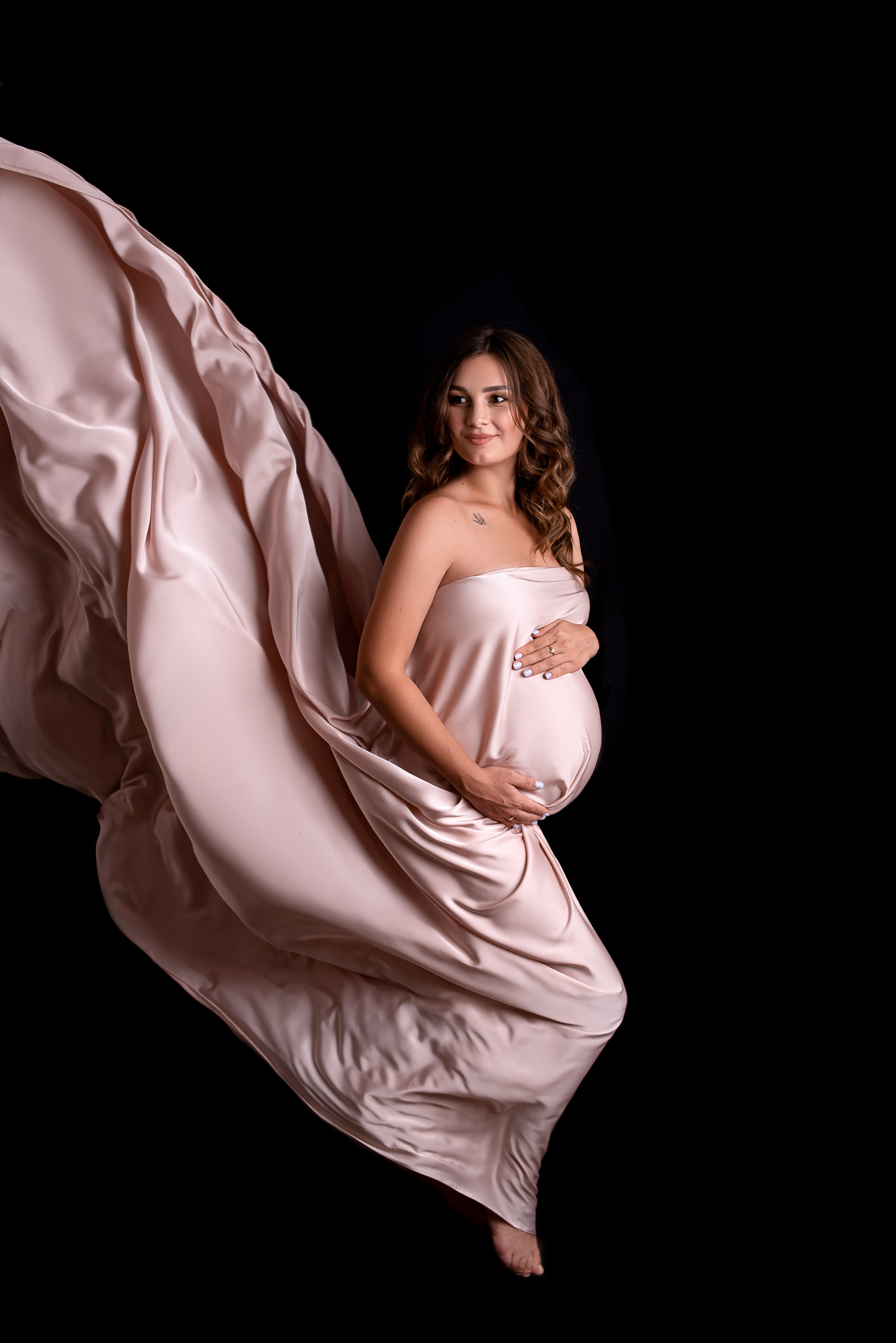 Babybauchshooting in Berlin – Elegant & Natürlich