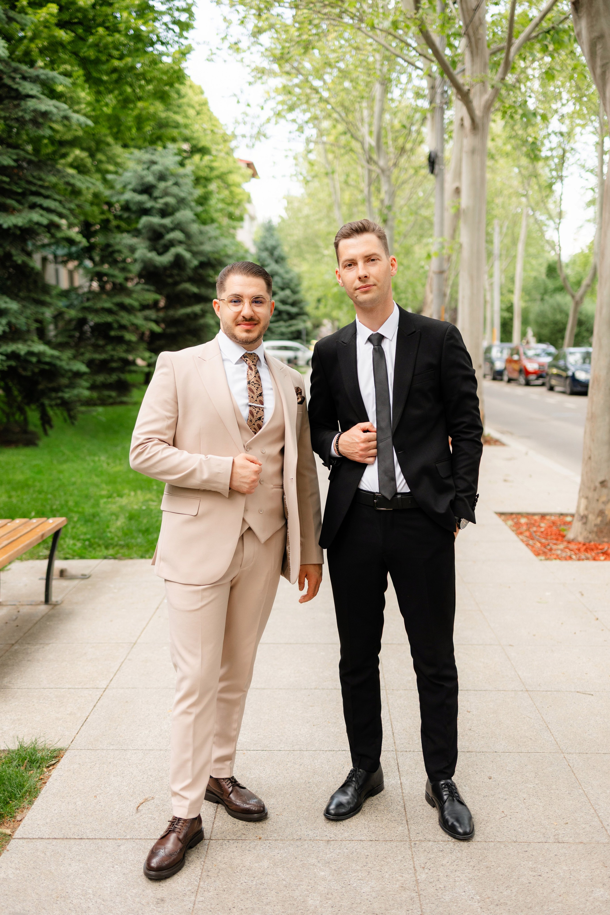 Olivia & Alex. Wedding Photographer, based in Iasi, Romania, but will travel all over the globe to make sure you look amazing in all your wedding photos