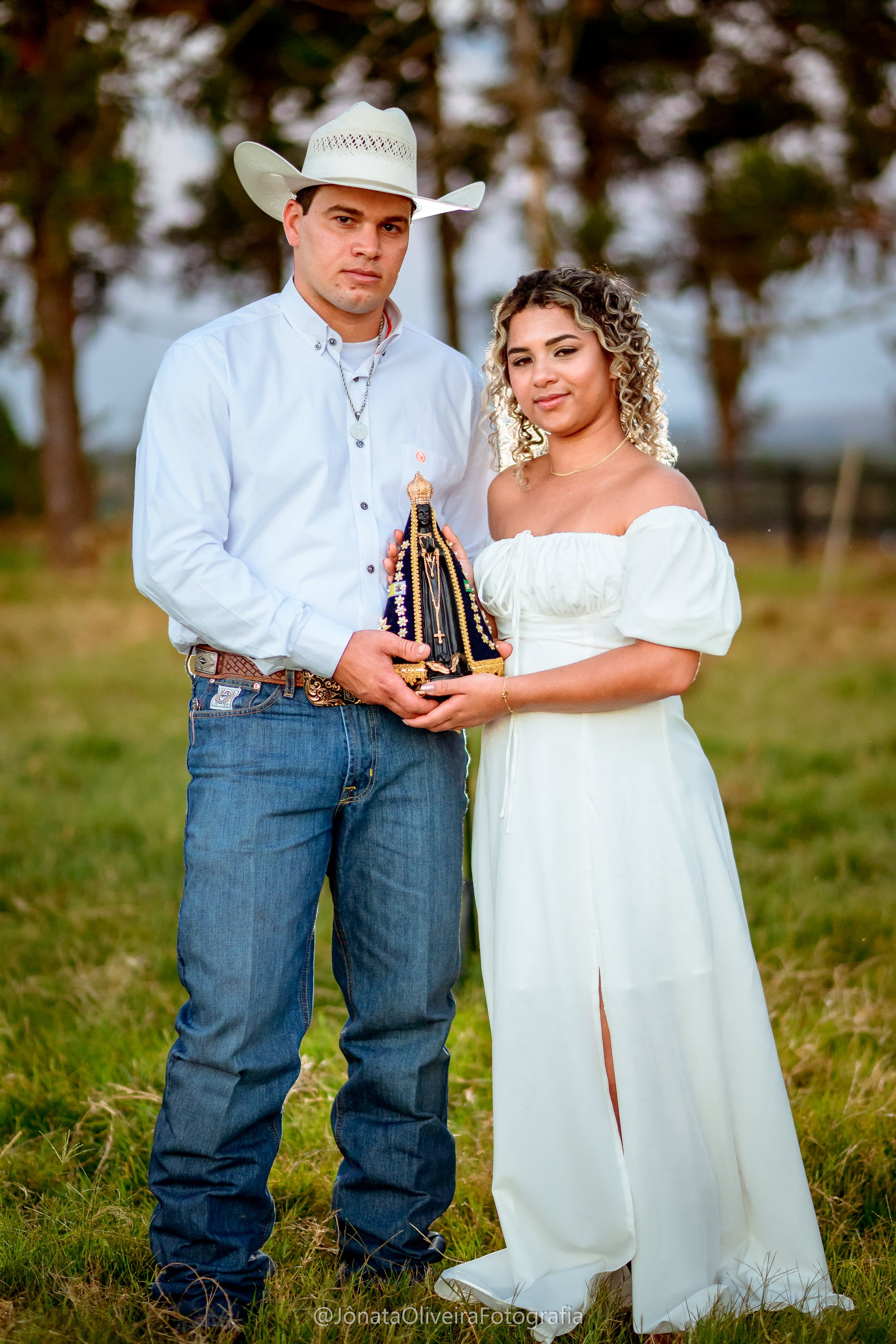 Pre Wedding Luérica e Vinicius. Fotografia de casamentos e ensaios em avaré Jônata Oliveira