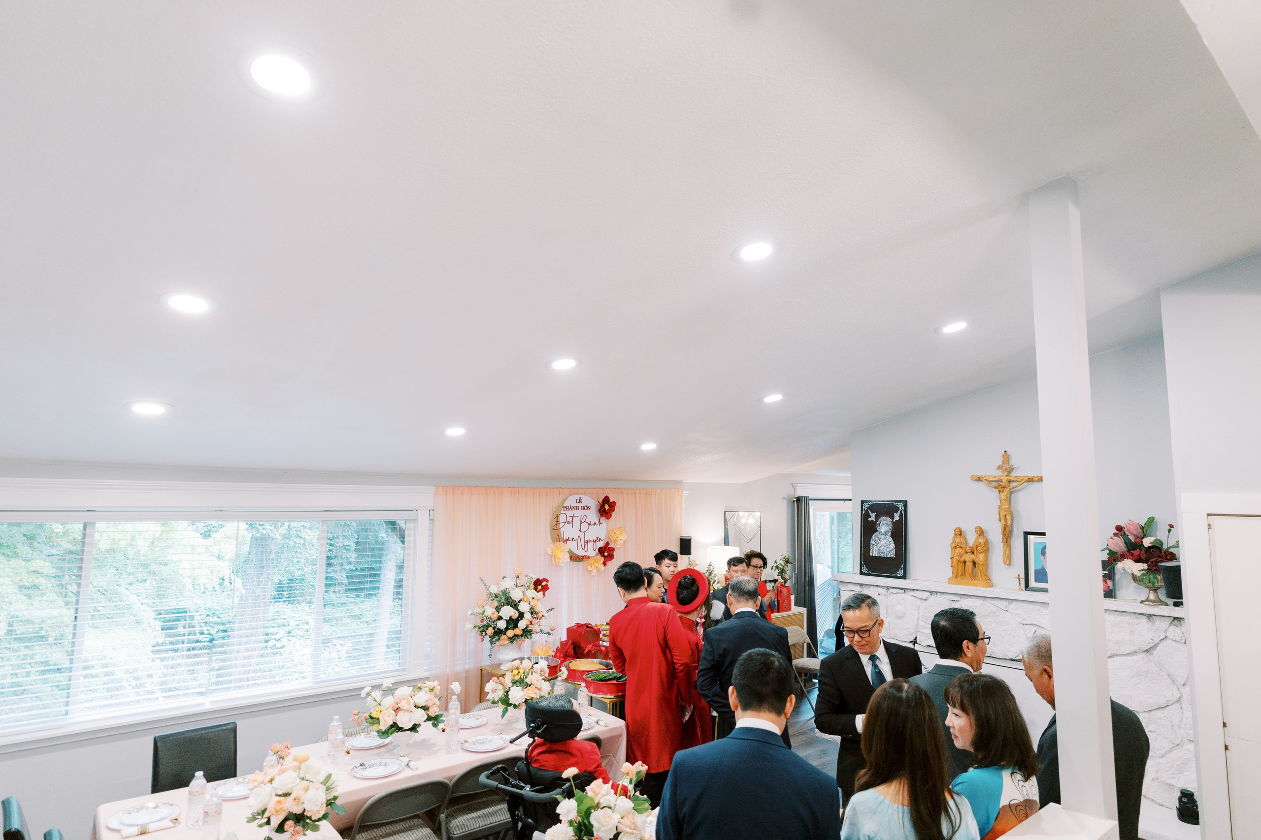 Vietnamese Tea Ceremony. Bellevue, WA. July 2024. EVAN ARISTOV WEDDING PHOTOGRAPHY — Seattle Wedding Photographer
