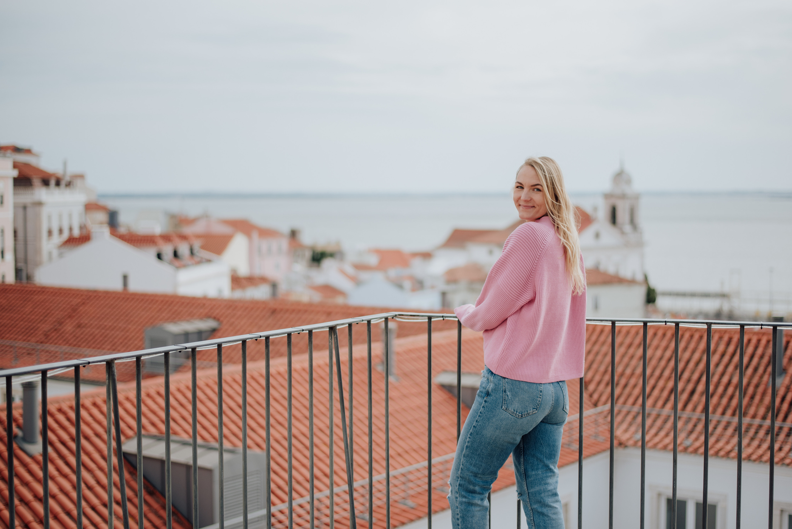 Maria. Lifestyle, wedding and family photographer