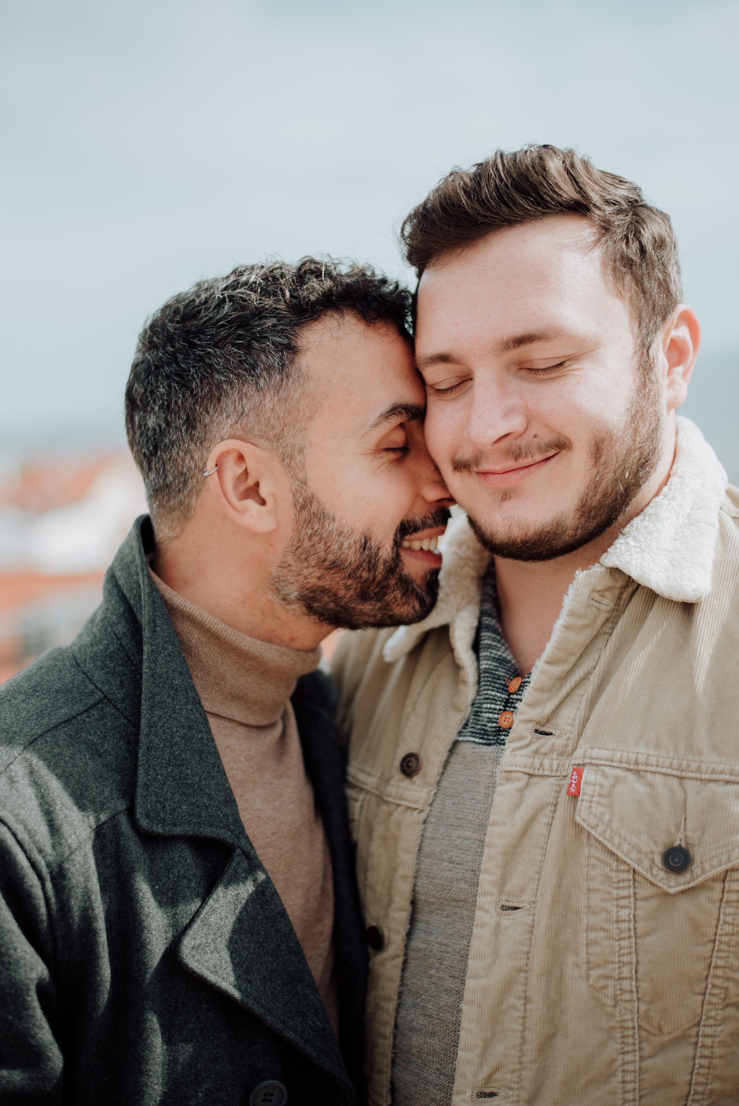 Garrett and Filipe. Lifestyle, wedding and family photographer