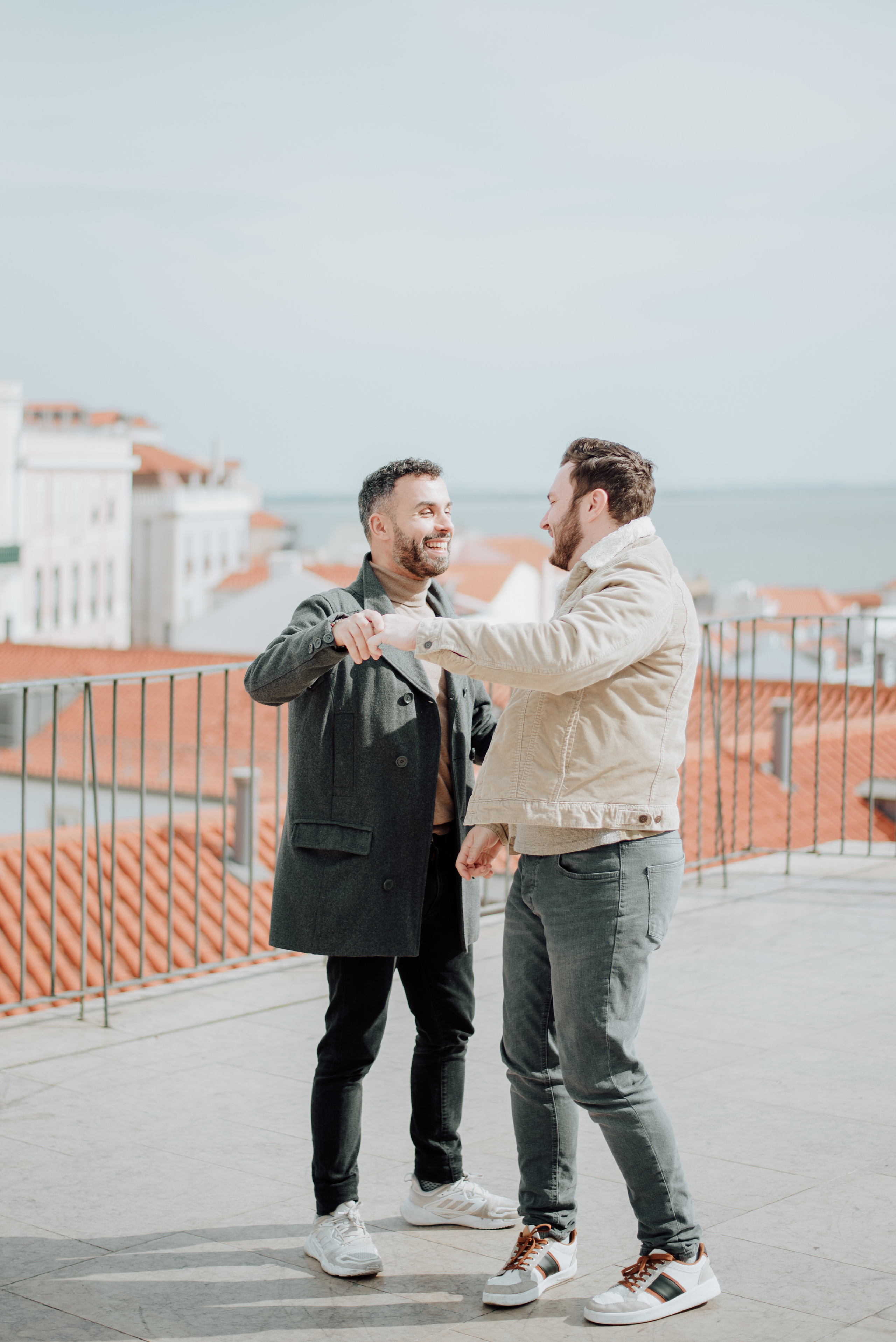 Garrett and Filipe. Lifestyle, wedding and family photographer