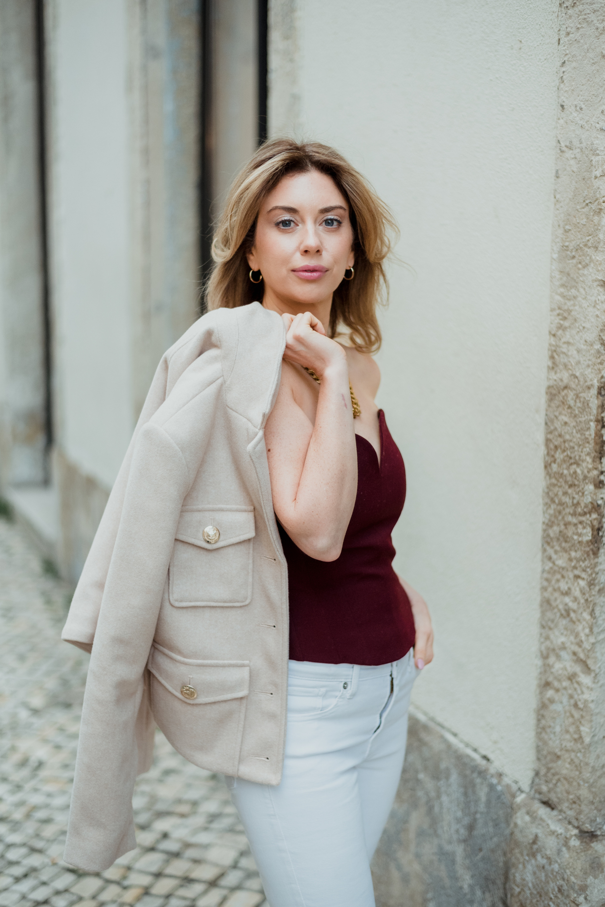 Emily. Lifestyle, wedding and family photographer