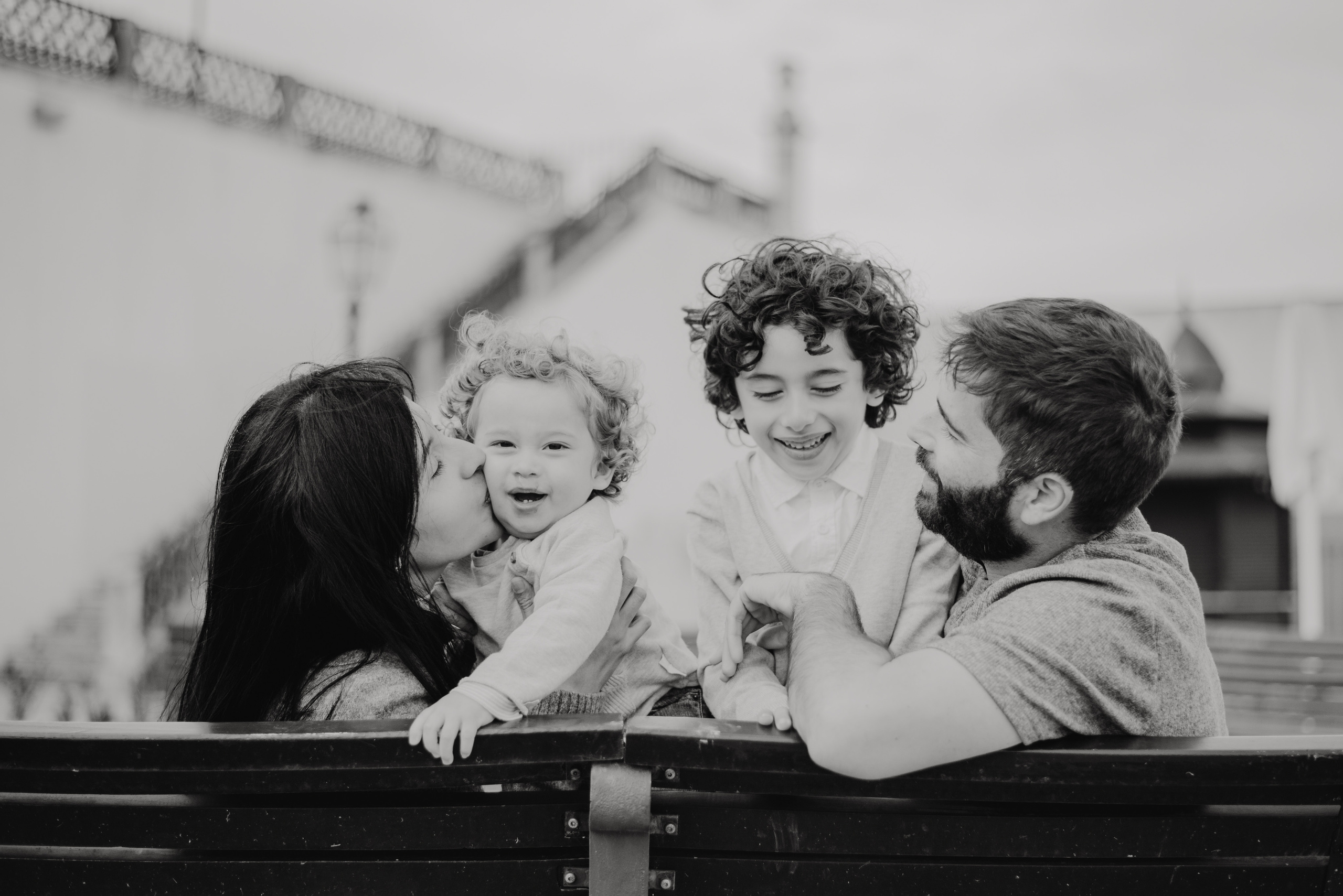Solange and family. Lifestyle, wedding and family photographer