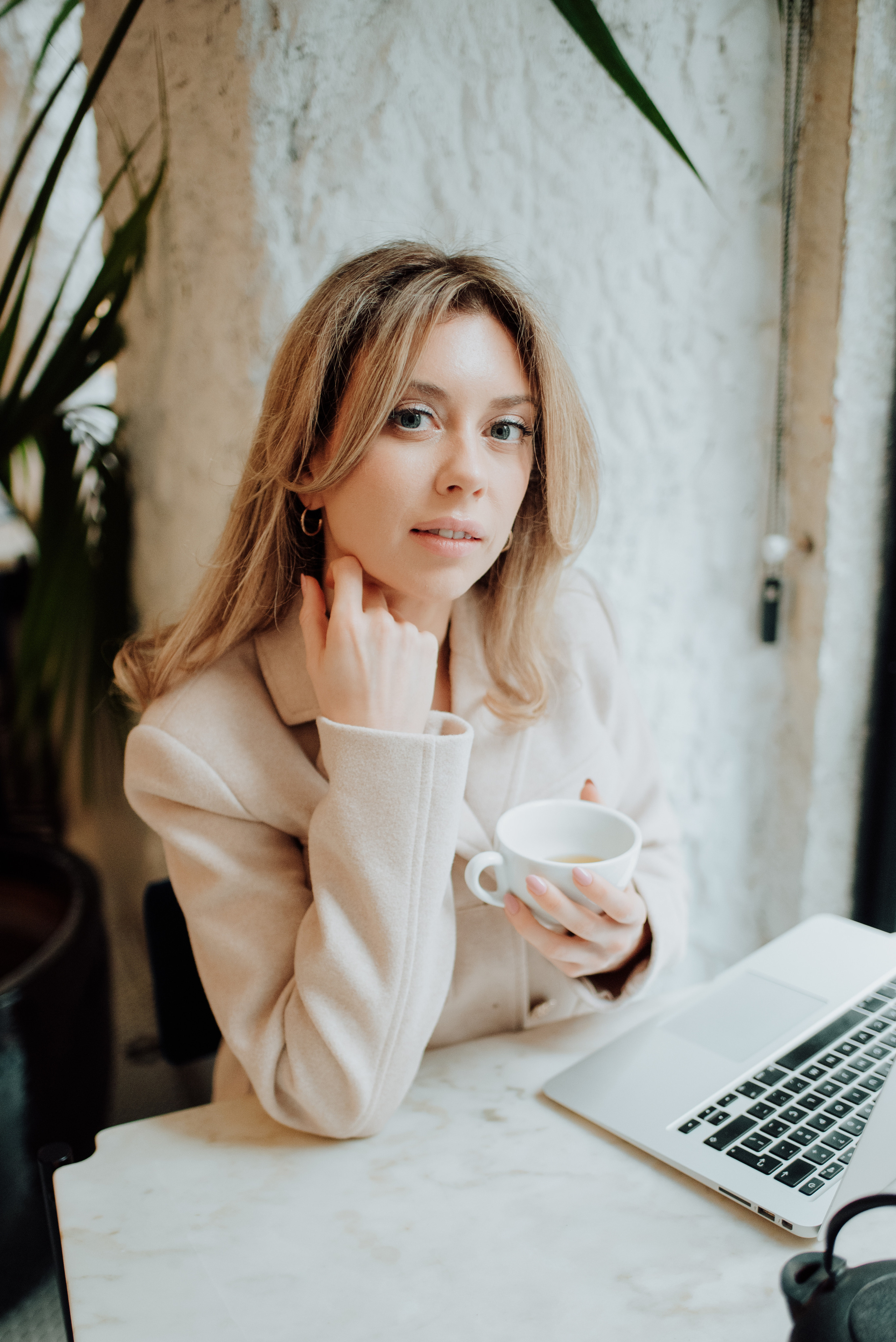 Emily. Lifestyle, wedding and family photographer