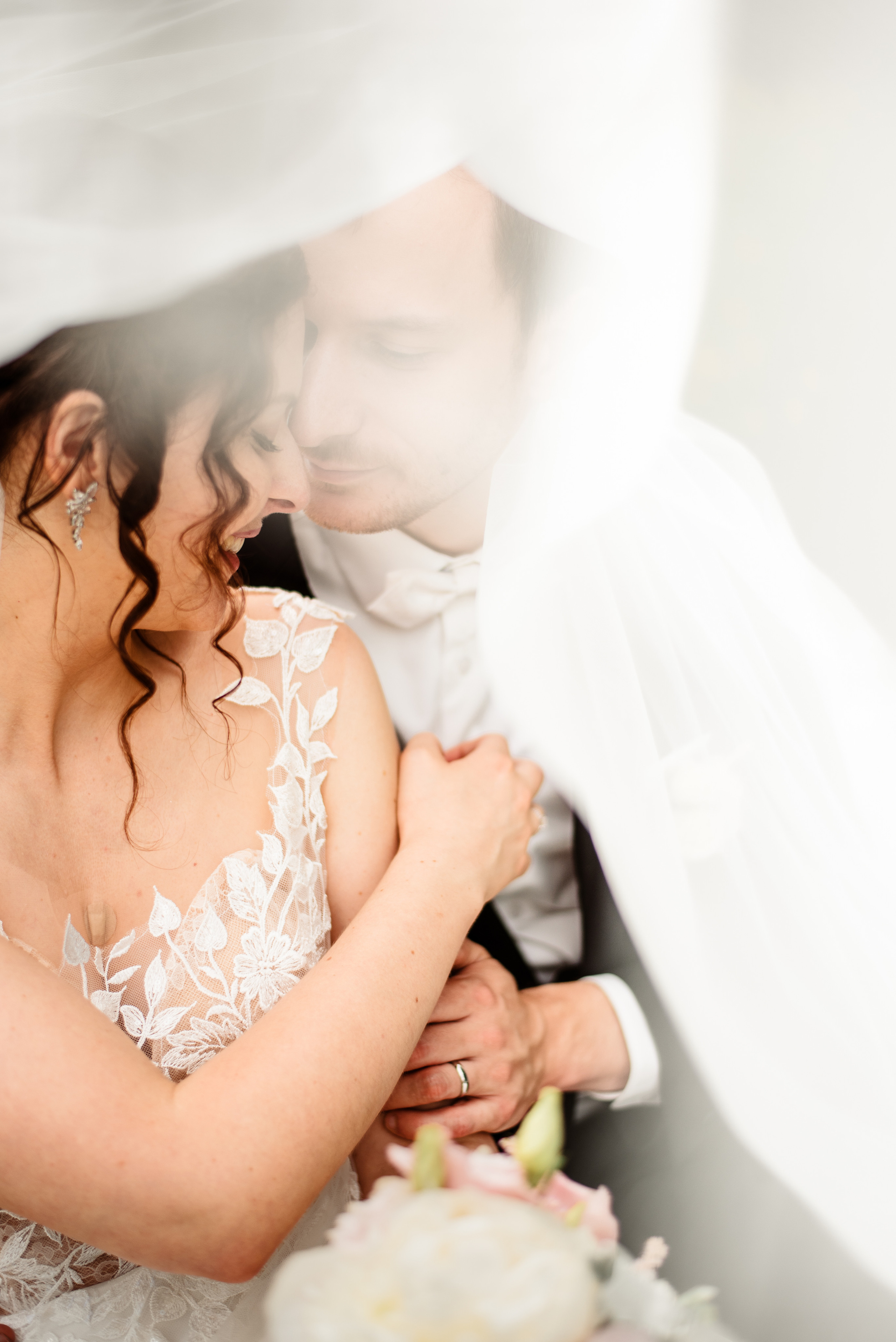 Lifestyle, wedding and family photographer