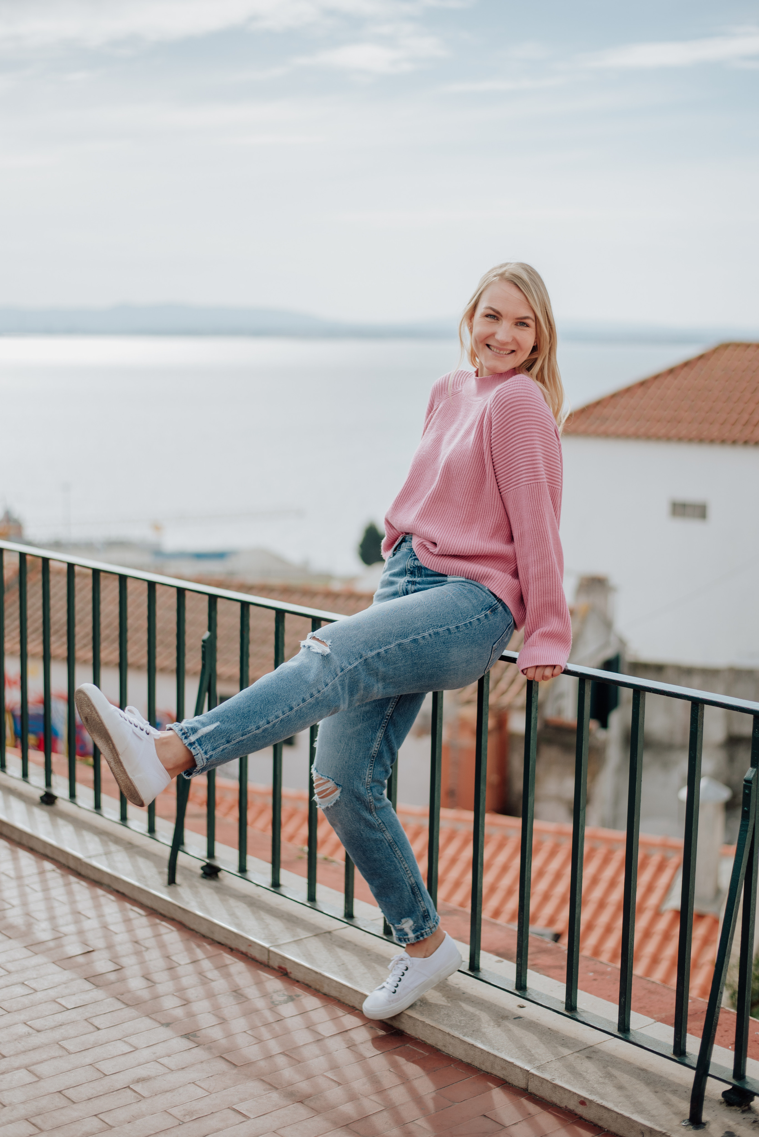 Maria. Lifestyle, wedding and family photographer