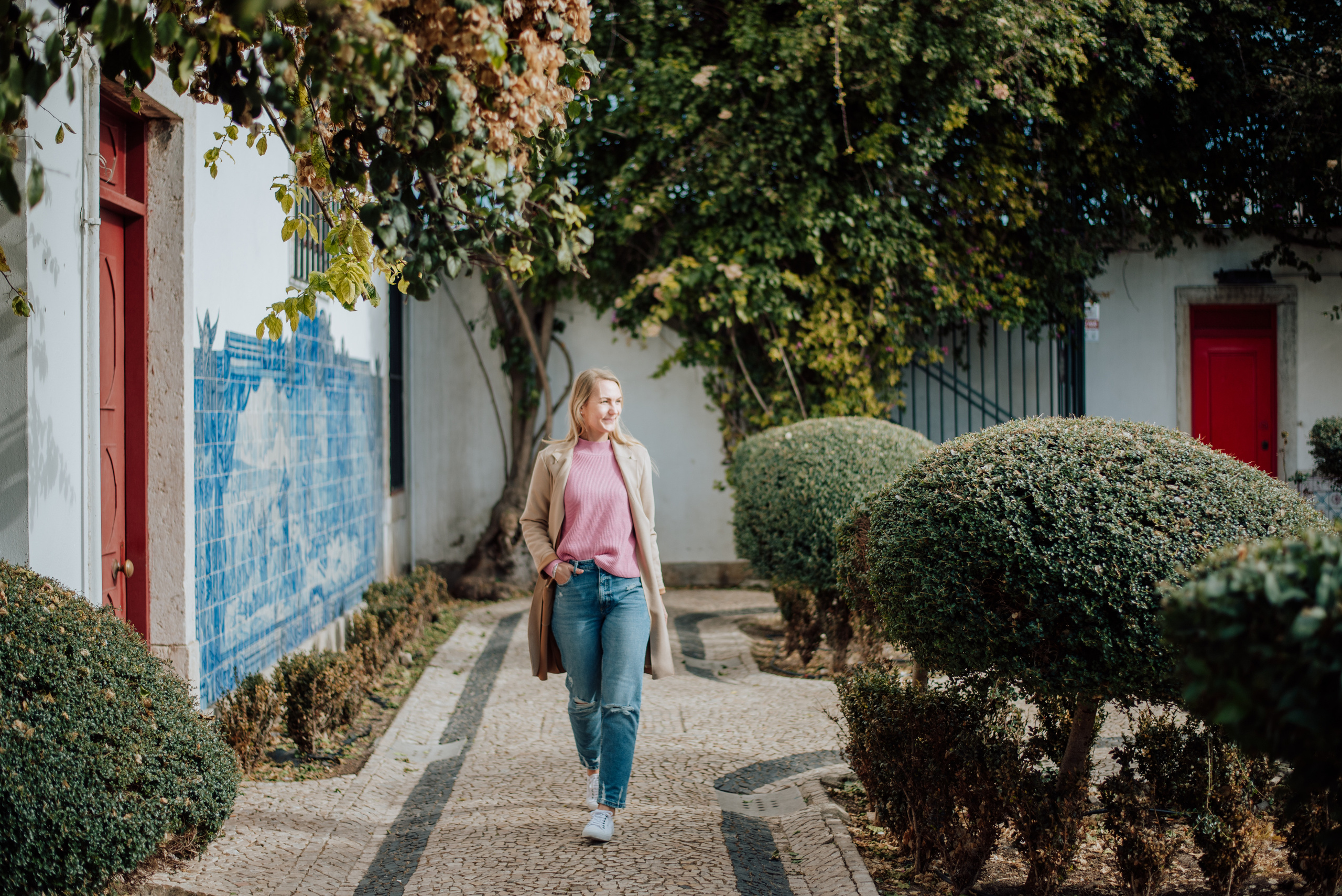 Maria. Lifestyle, wedding and family photographer