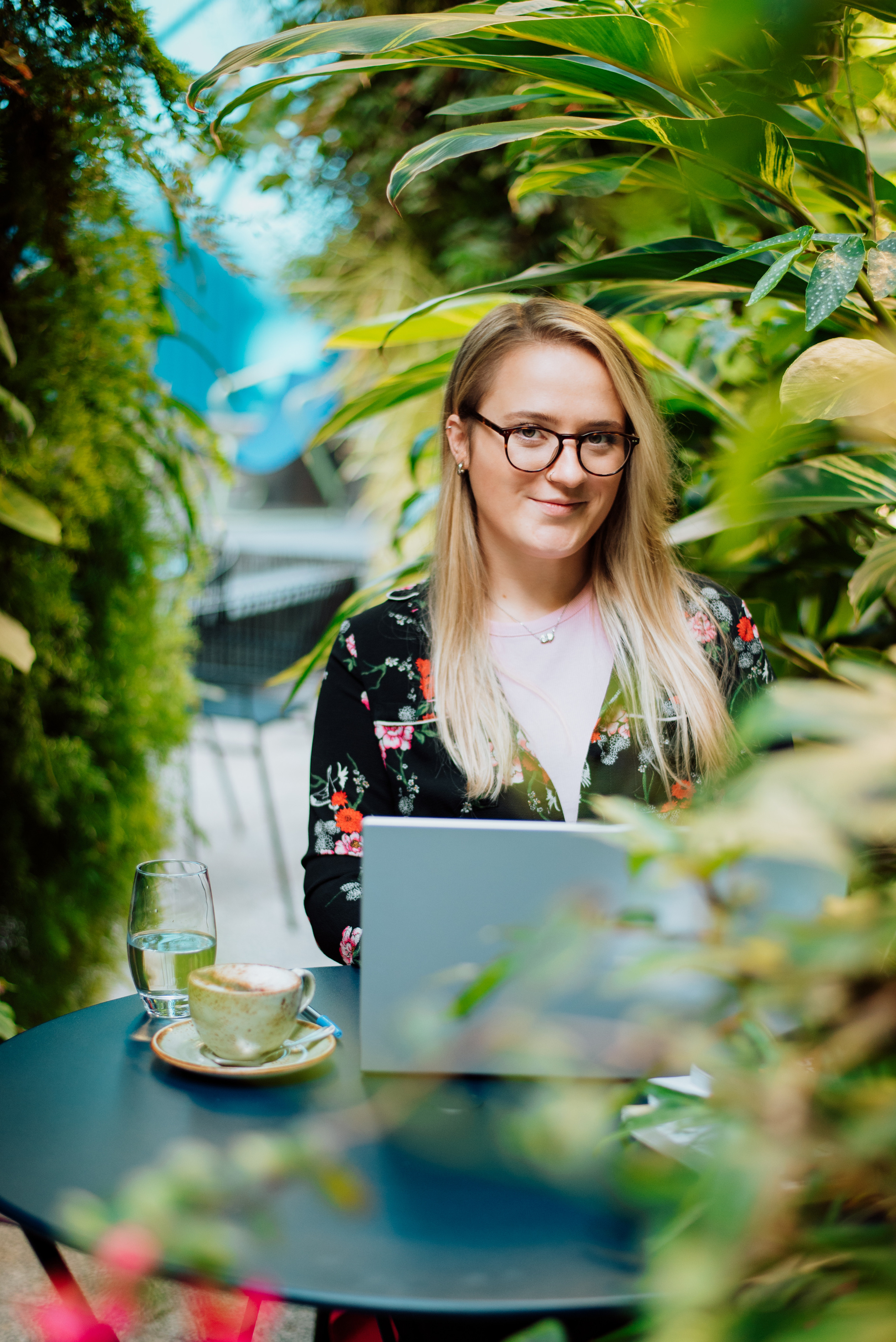 Bára. Lifestyle, wedding and family photographer