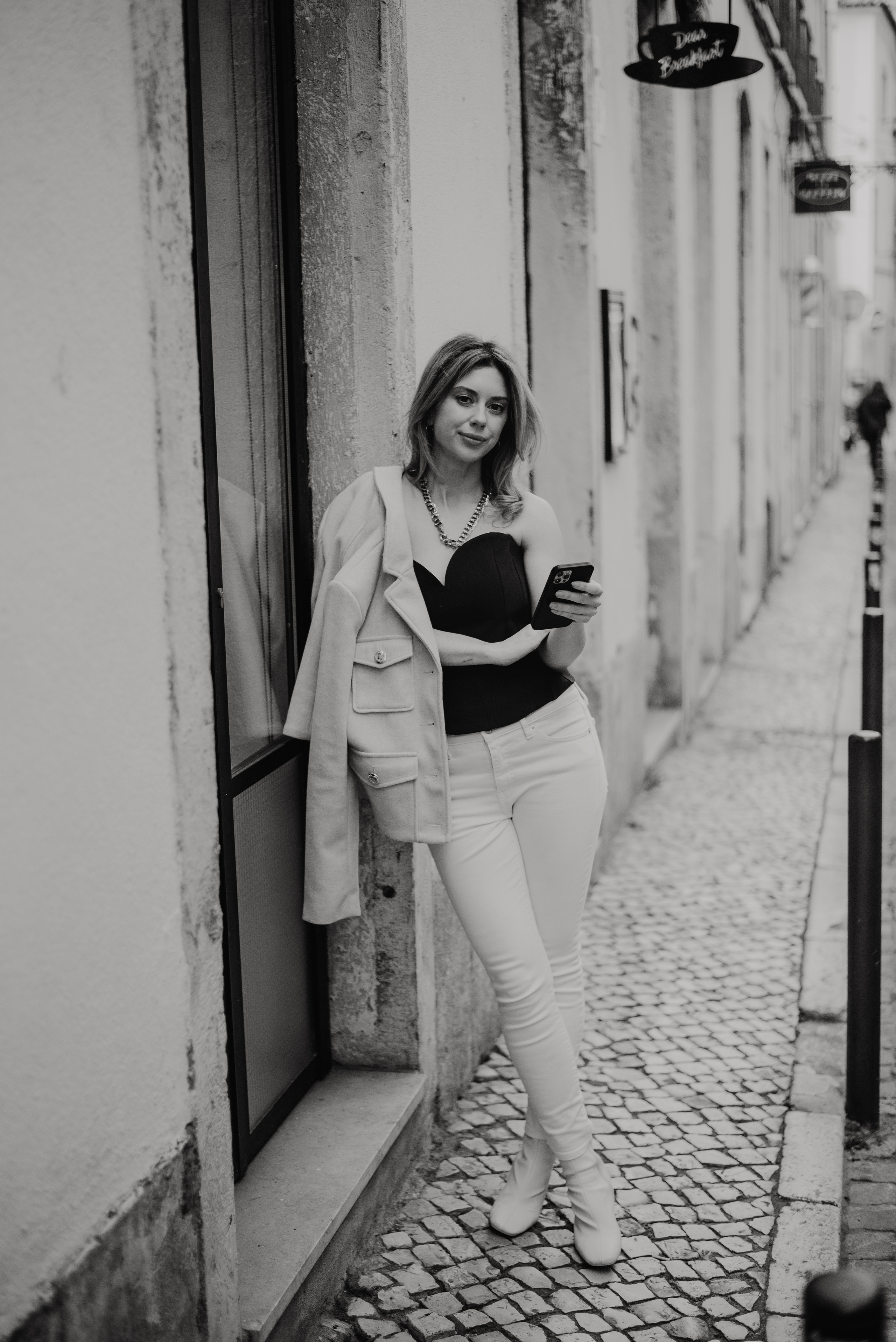 Emily. Lifestyle, wedding and family photographer