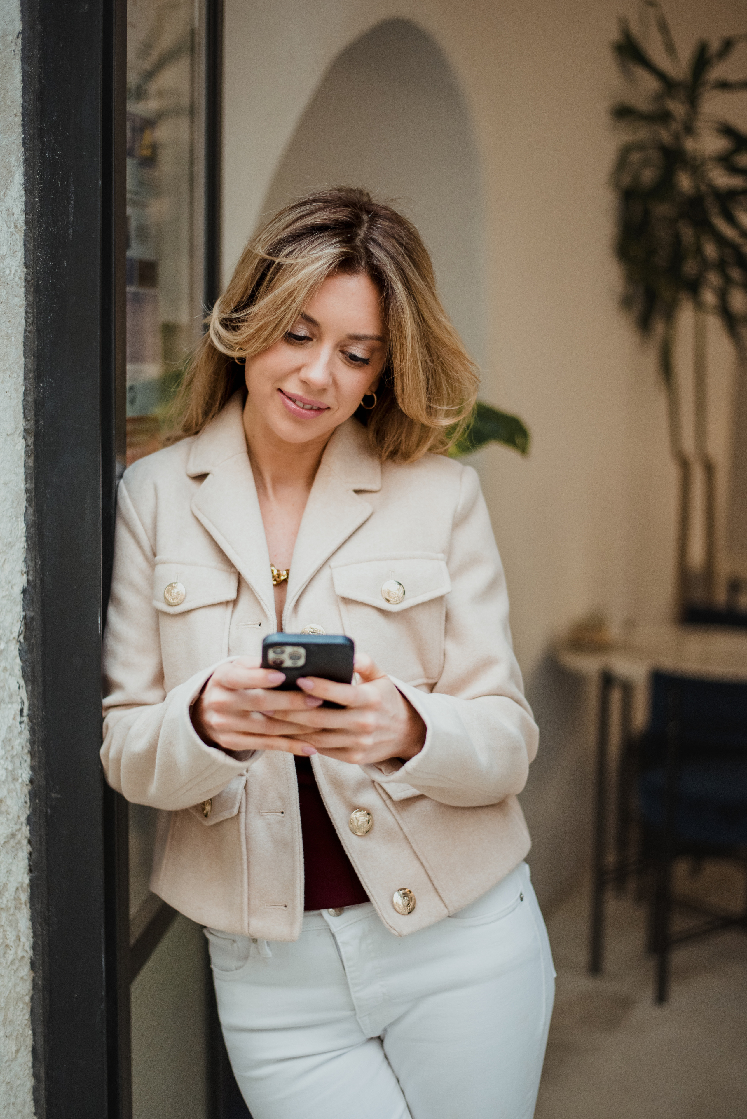 Emily. Lifestyle, wedding and family photographer