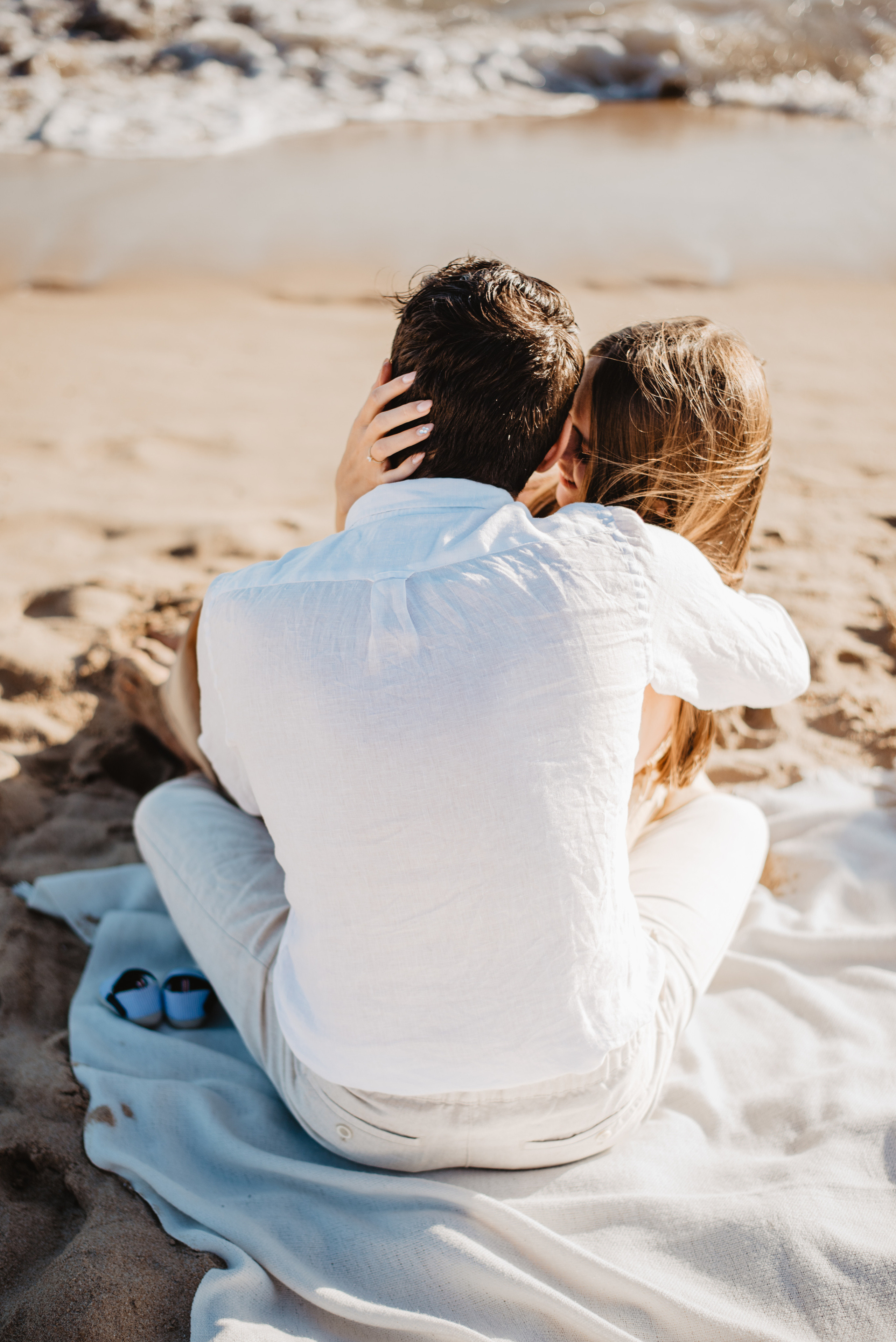 Couple beach photo section. Lifestyle, wedding and family photographer