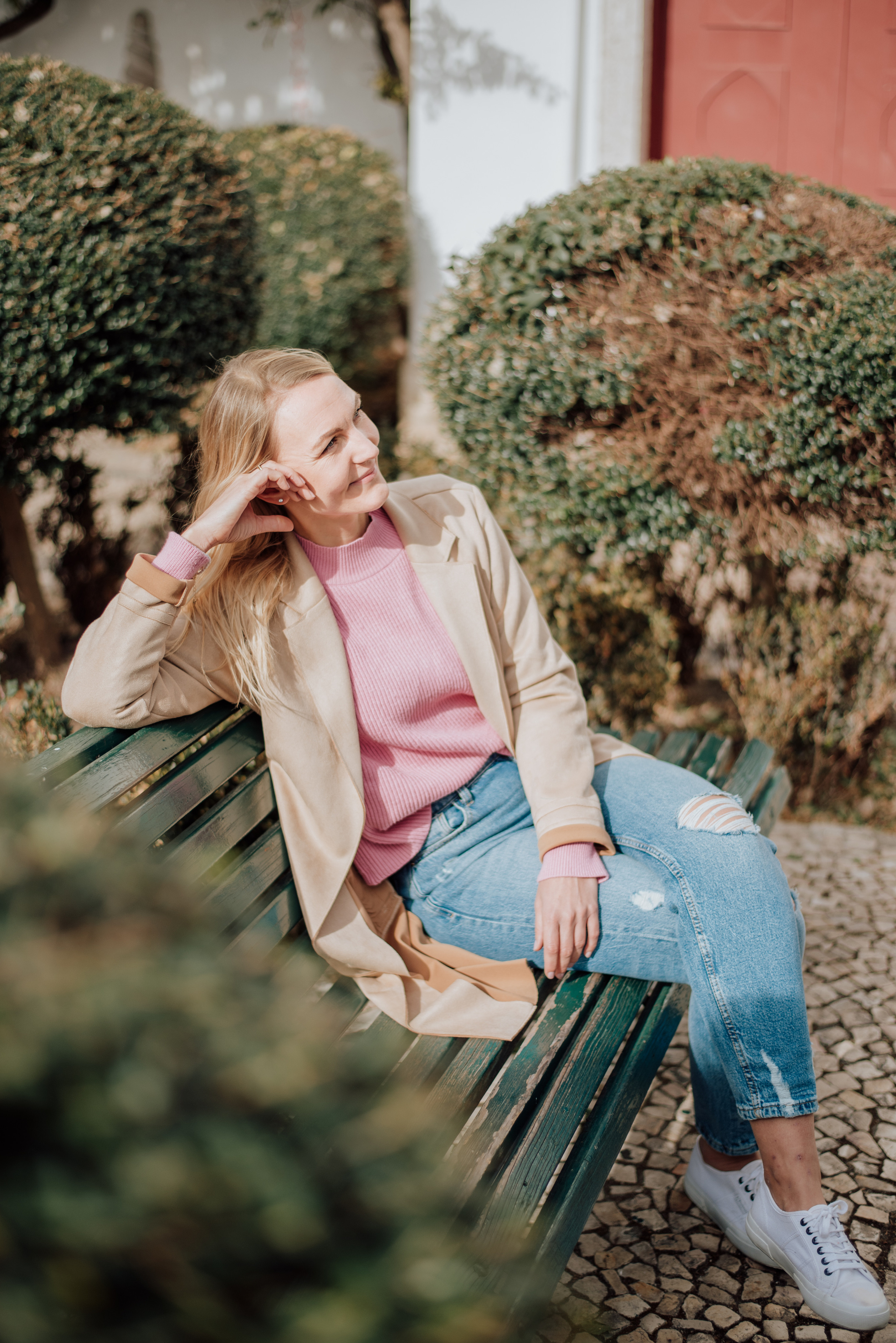 Maria. Lifestyle, wedding and family photographer