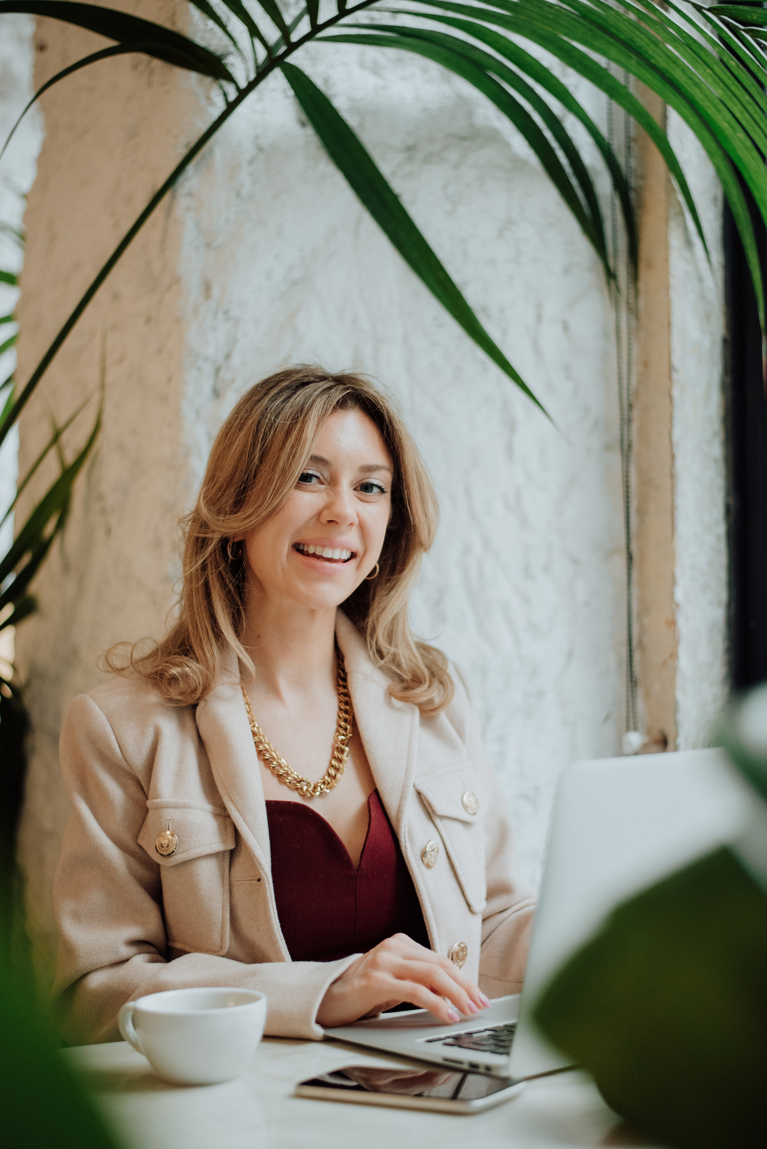 Emily. Lifestyle, wedding and family photographer