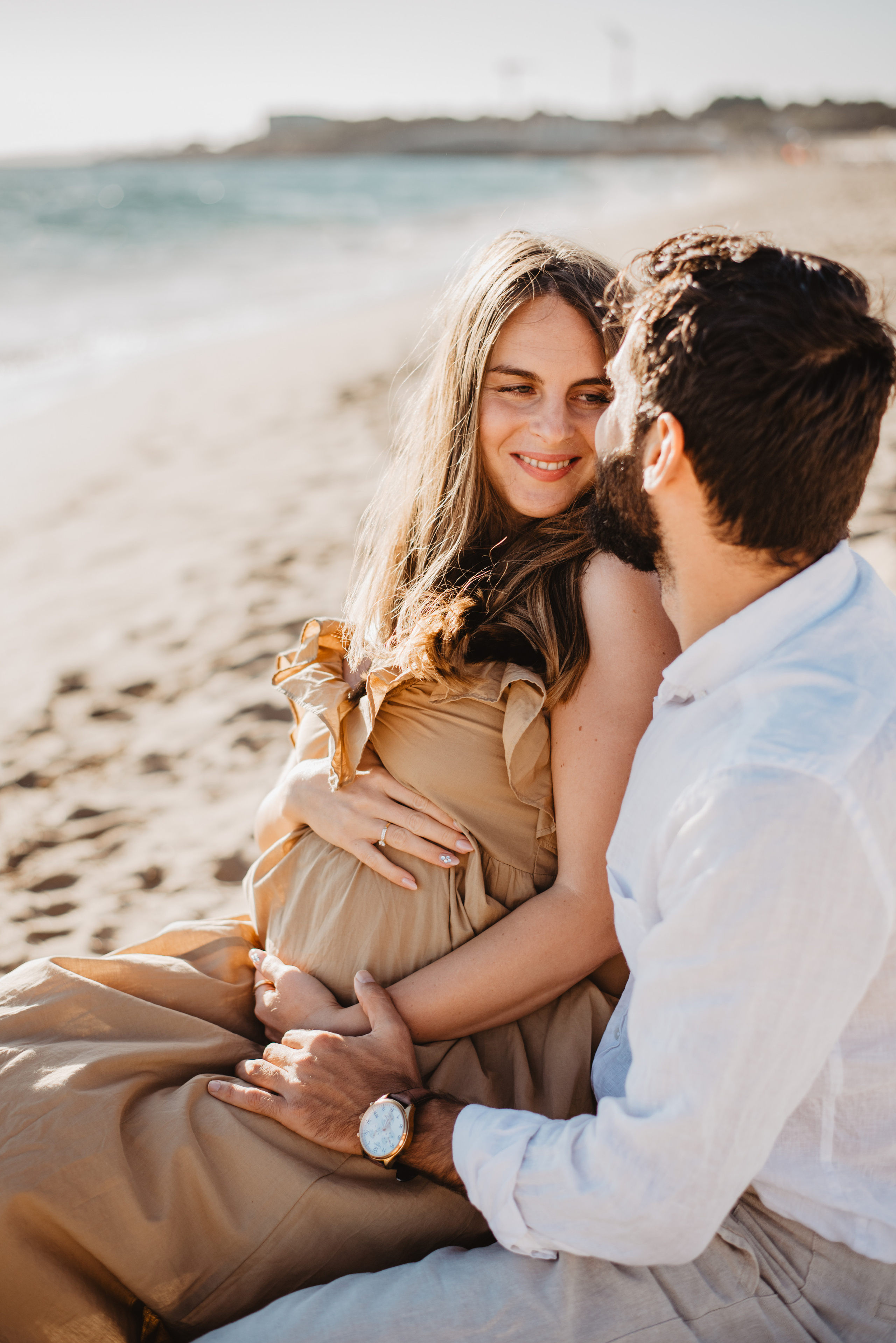 Couple beach photo section. Lifestyle, wedding and family photographer