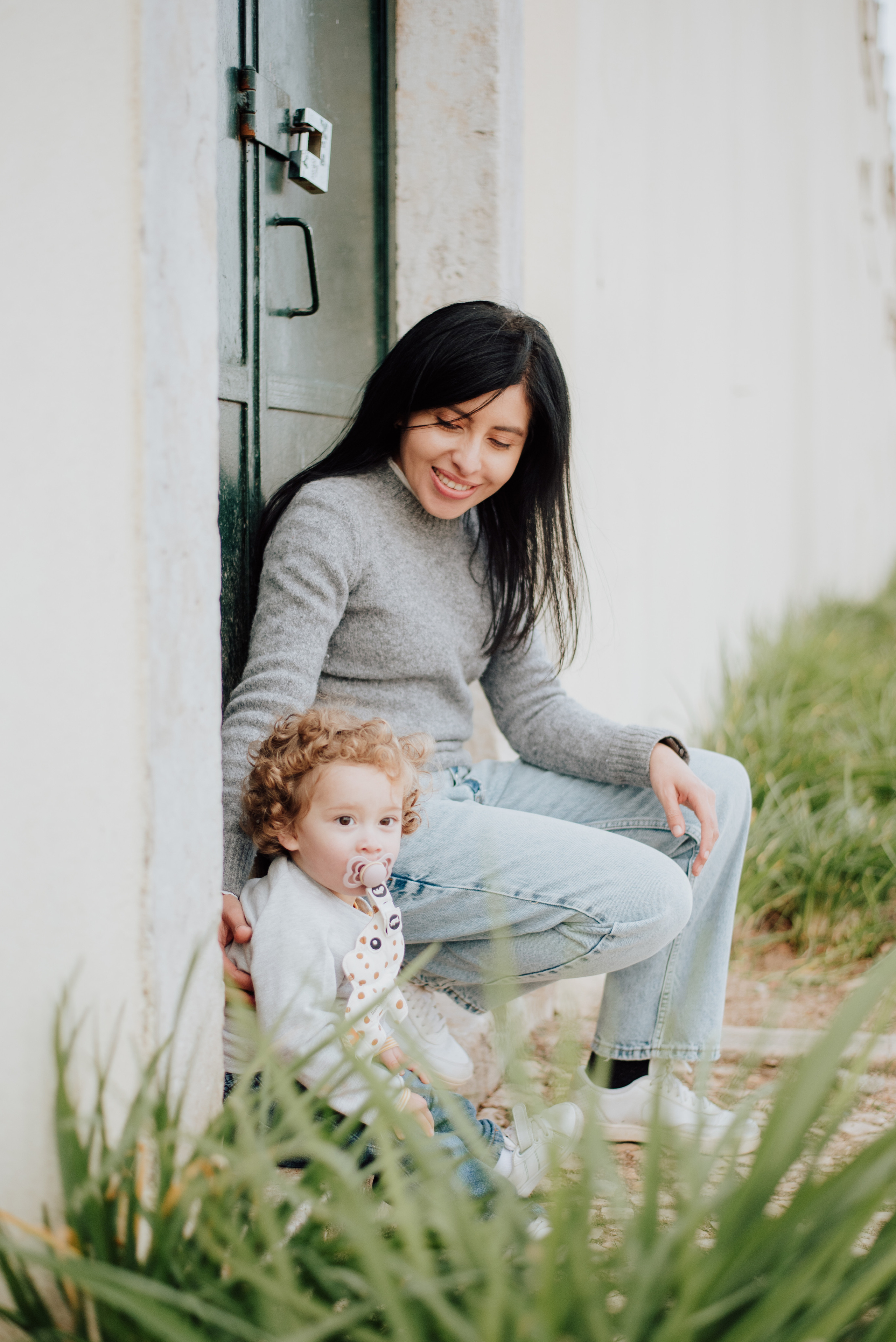 Solange and family. Lifestyle, wedding and family photographer