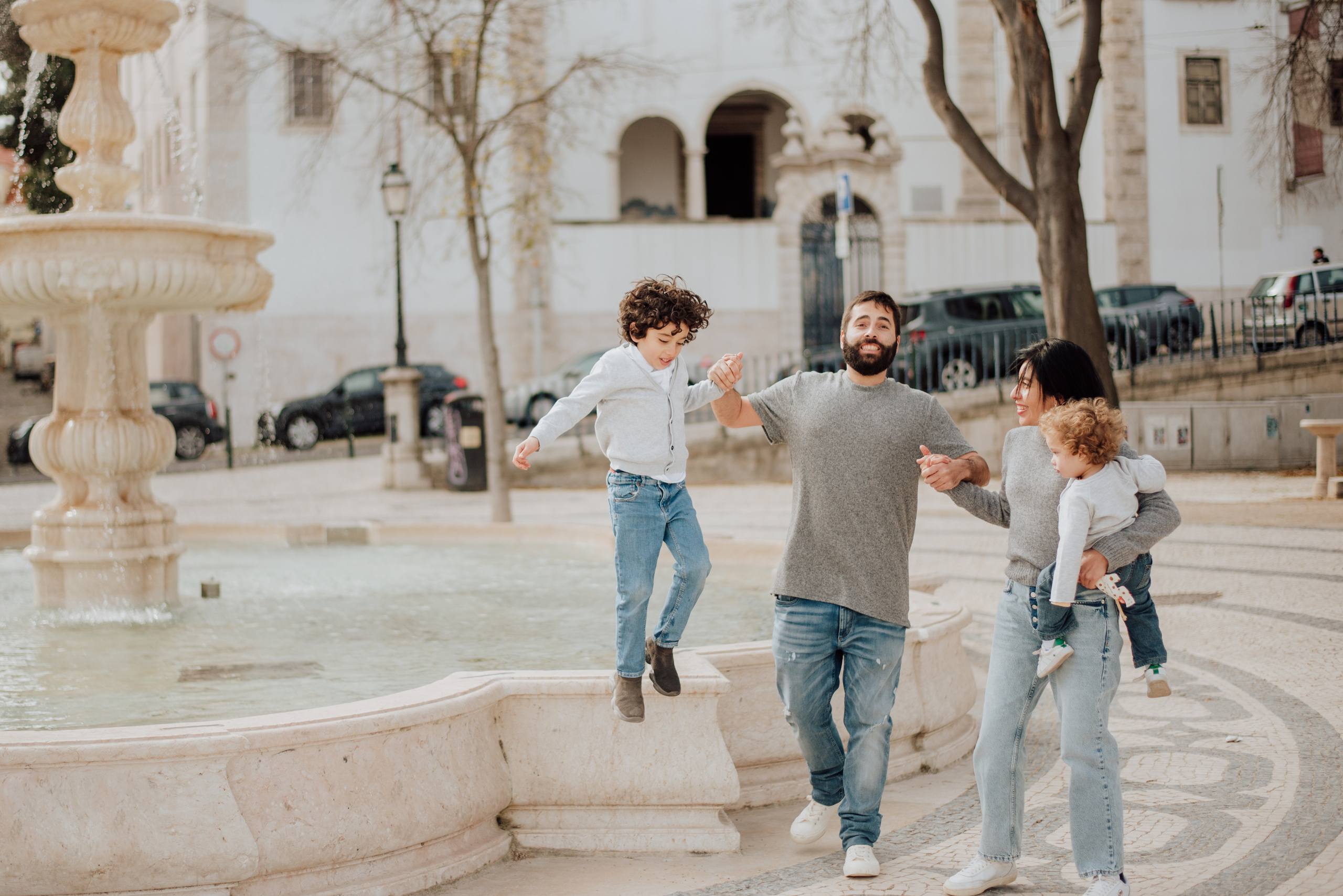 Solange and family. Lifestyle, wedding and family photographer