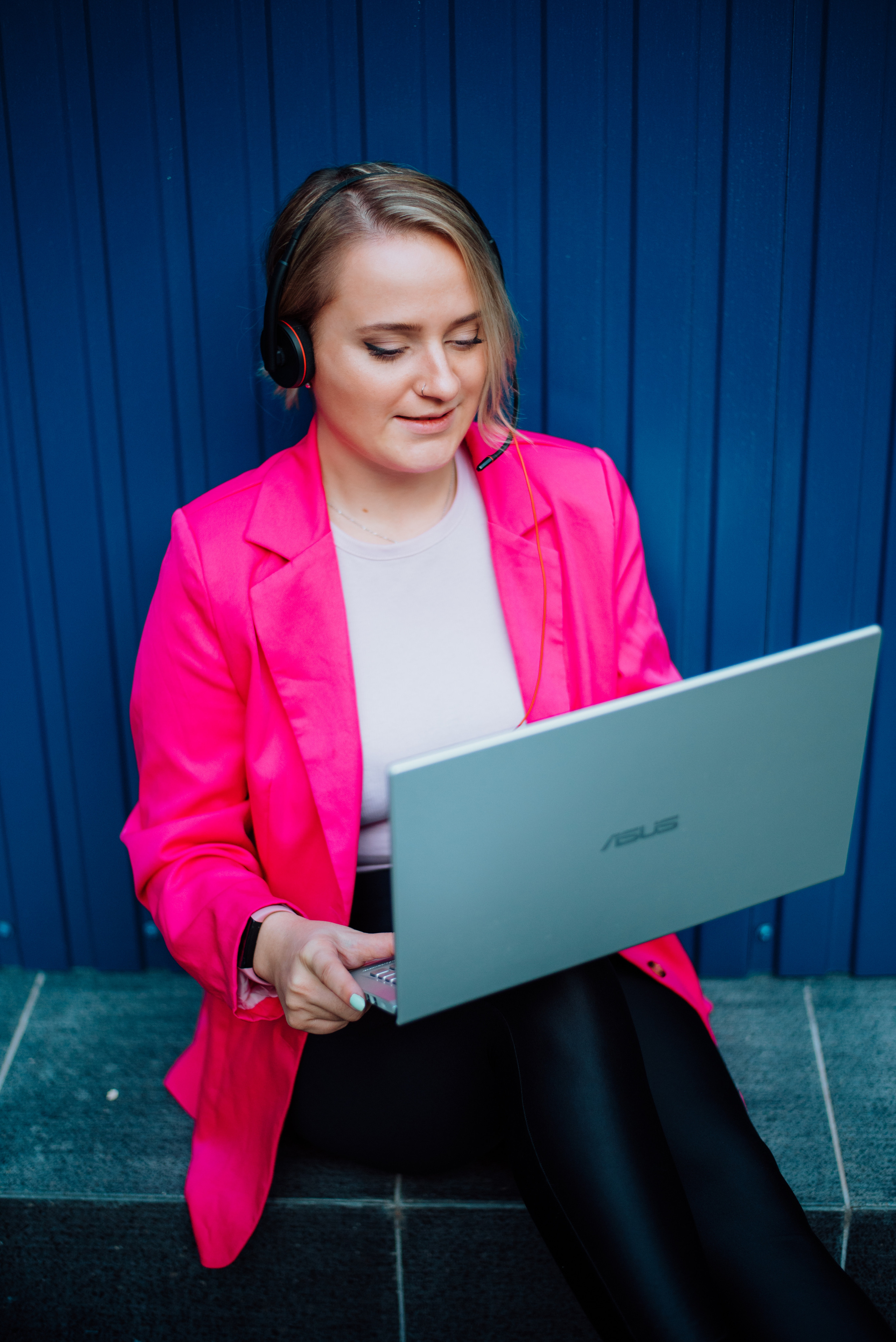 Bára. Lifestyle, wedding and family photographer