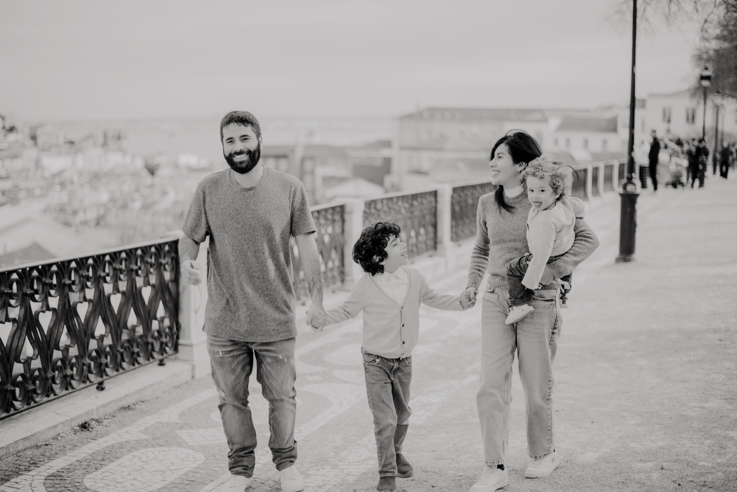 Solange and family. Lifestyle, wedding and family photographer