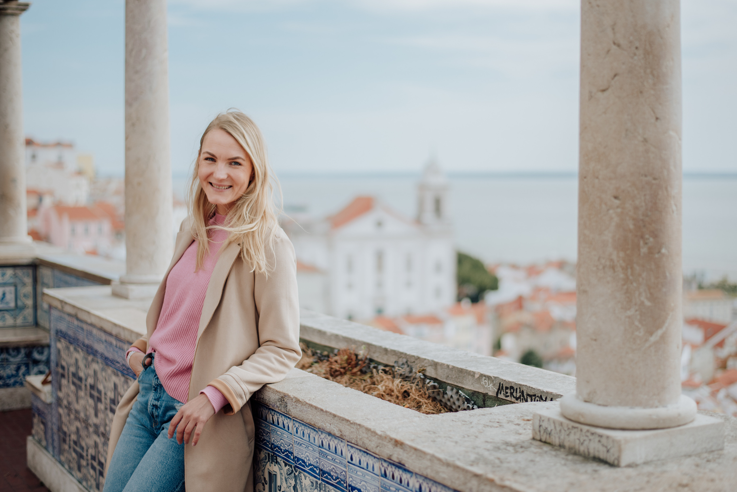 Maria. Lifestyle, wedding and family photographer