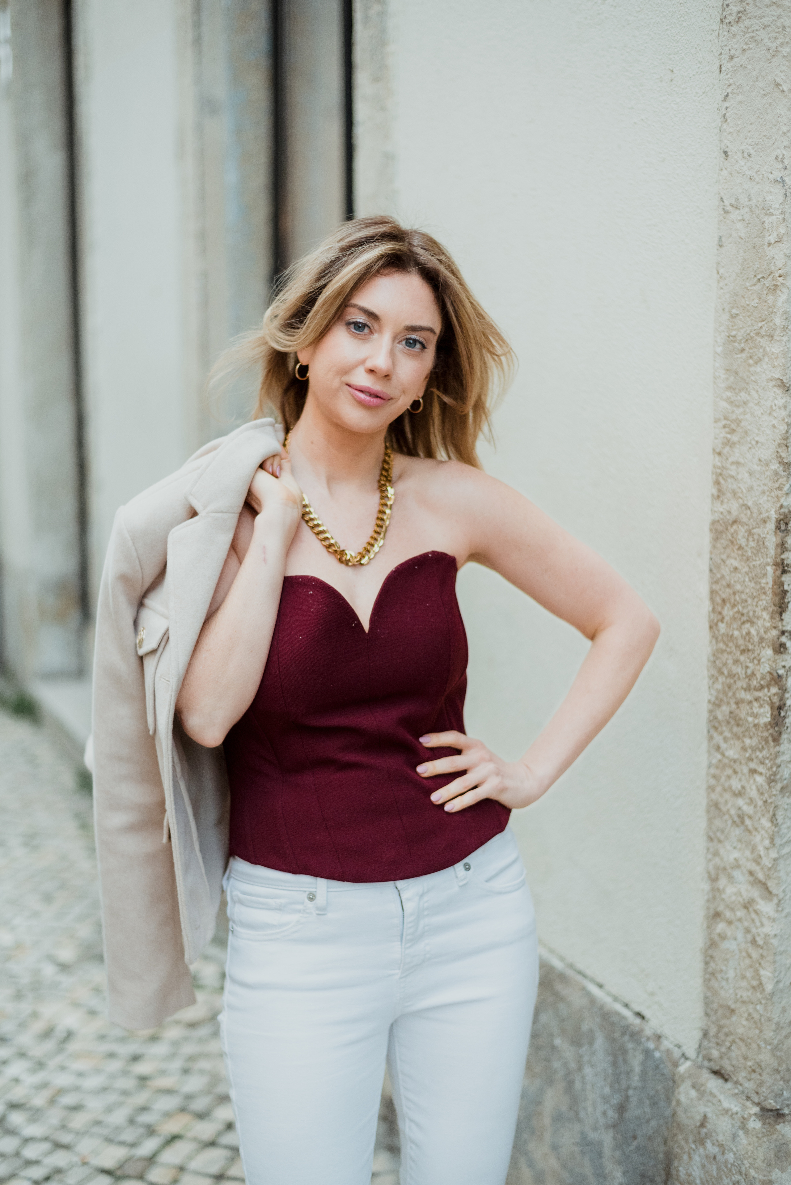 Emily. Lifestyle, wedding and family photographer