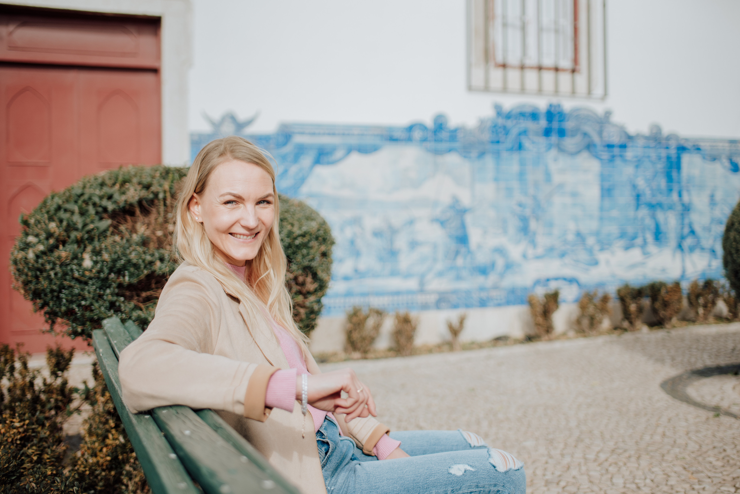 Maria. Lifestyle, wedding and family photographer