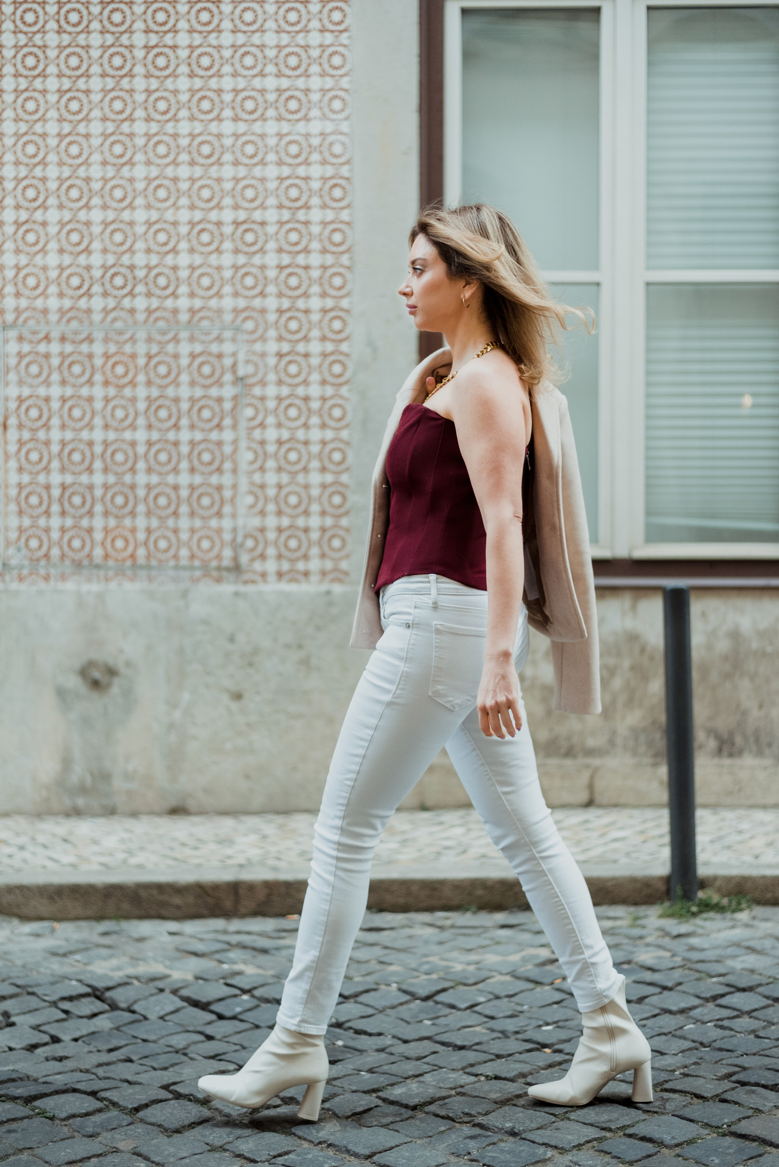 Emily. Lifestyle, wedding and family photographer