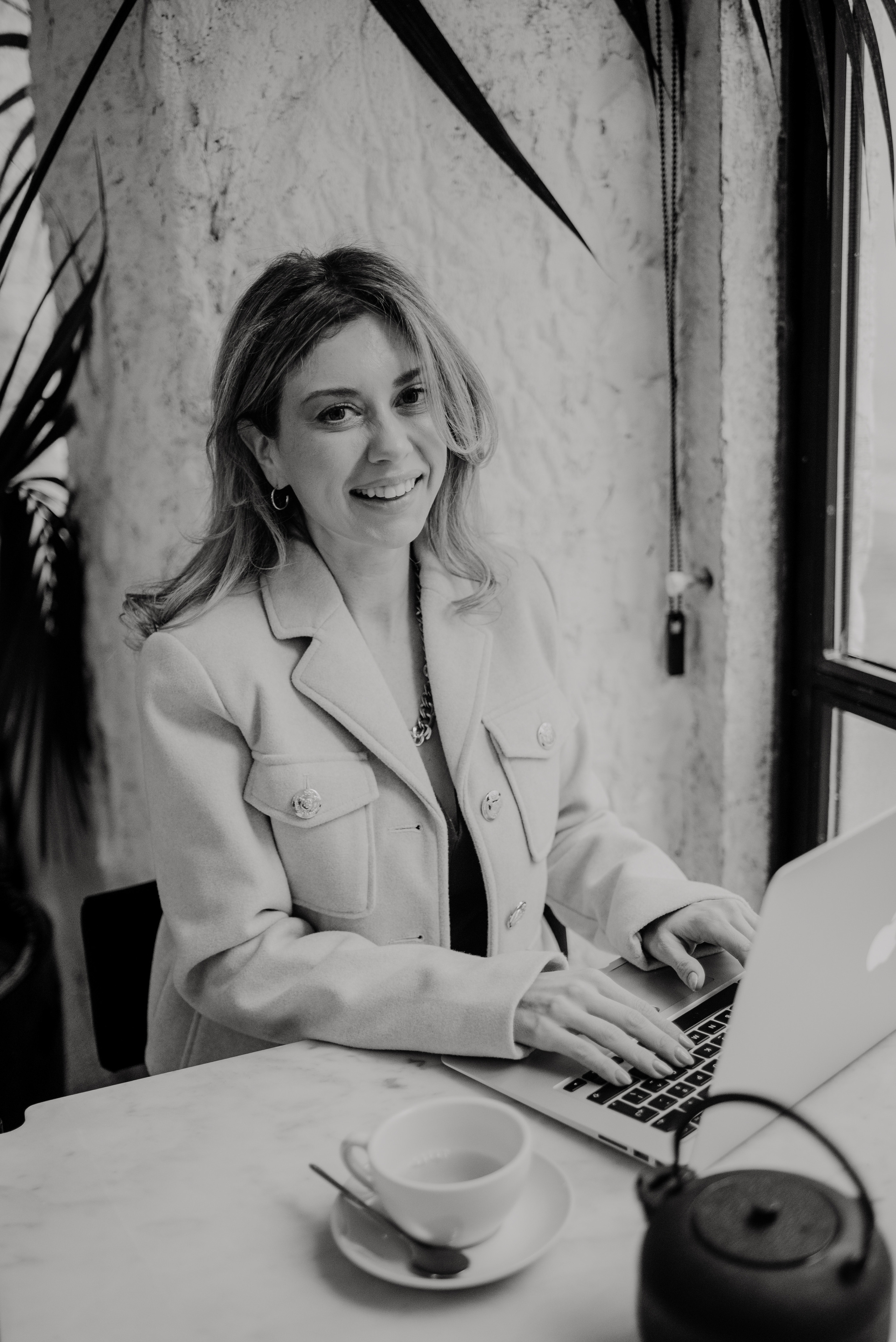 Emily. Lifestyle, wedding and family photographer