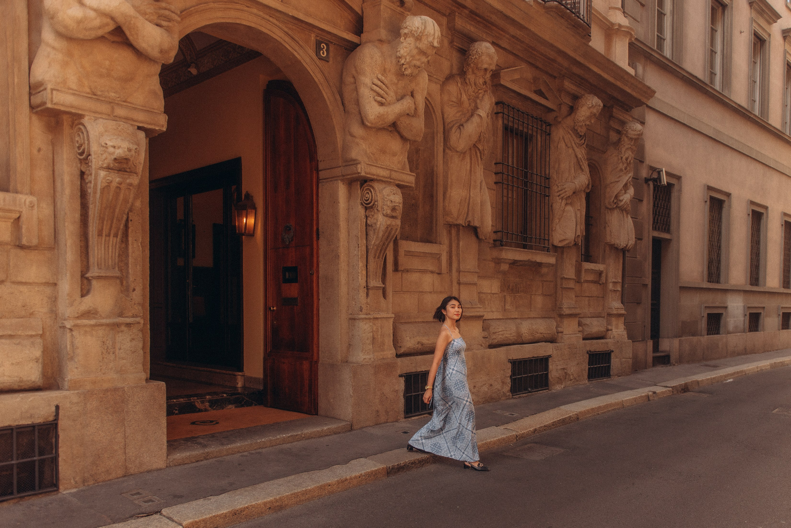 Urban Fashion Photography in Milan — Capture Your Style. Anastasiia Buchinskaia Photographer in Milan