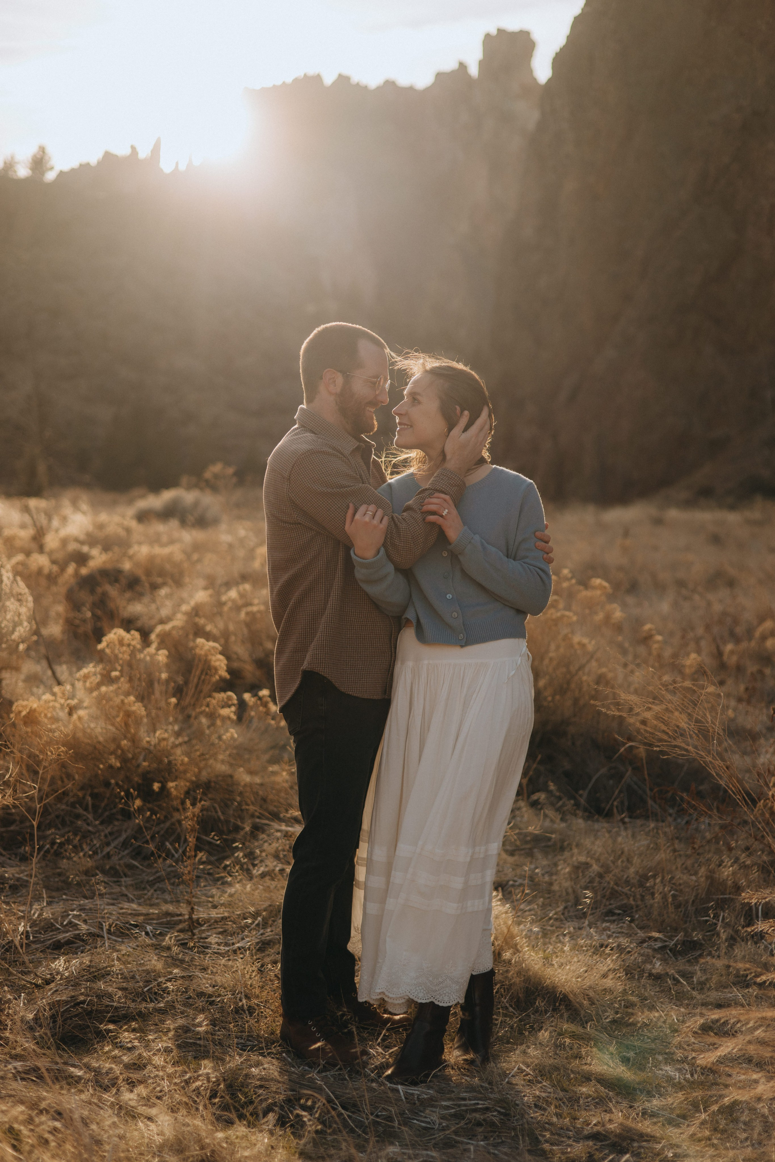 Shelby & Riley Engagement Session | Smith Rock State Park, Oregon. Portland & Seattle Wedding, Elopement & Engagement Photographer | Georgy Shishkin