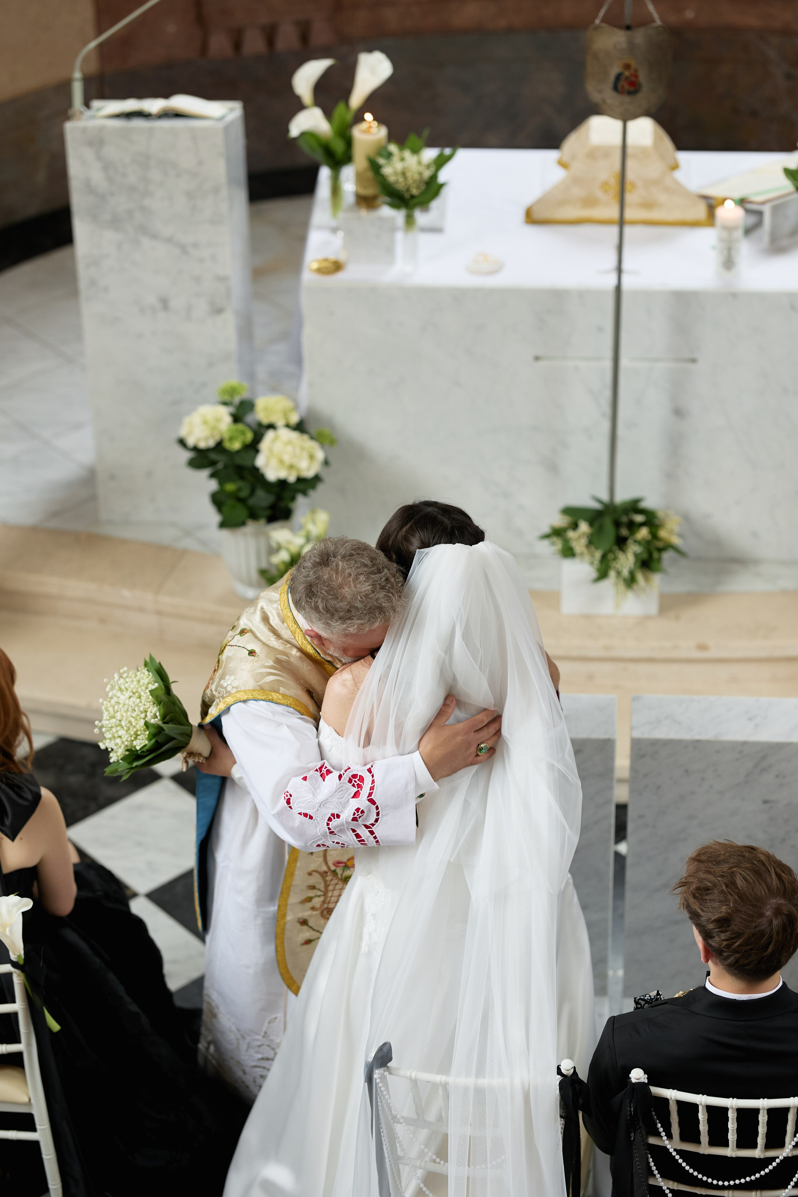 Wiktoria & Kacper. Pałac Goetz. Fotograf ślubny i rodzinny w Krakowie Yana Klymova