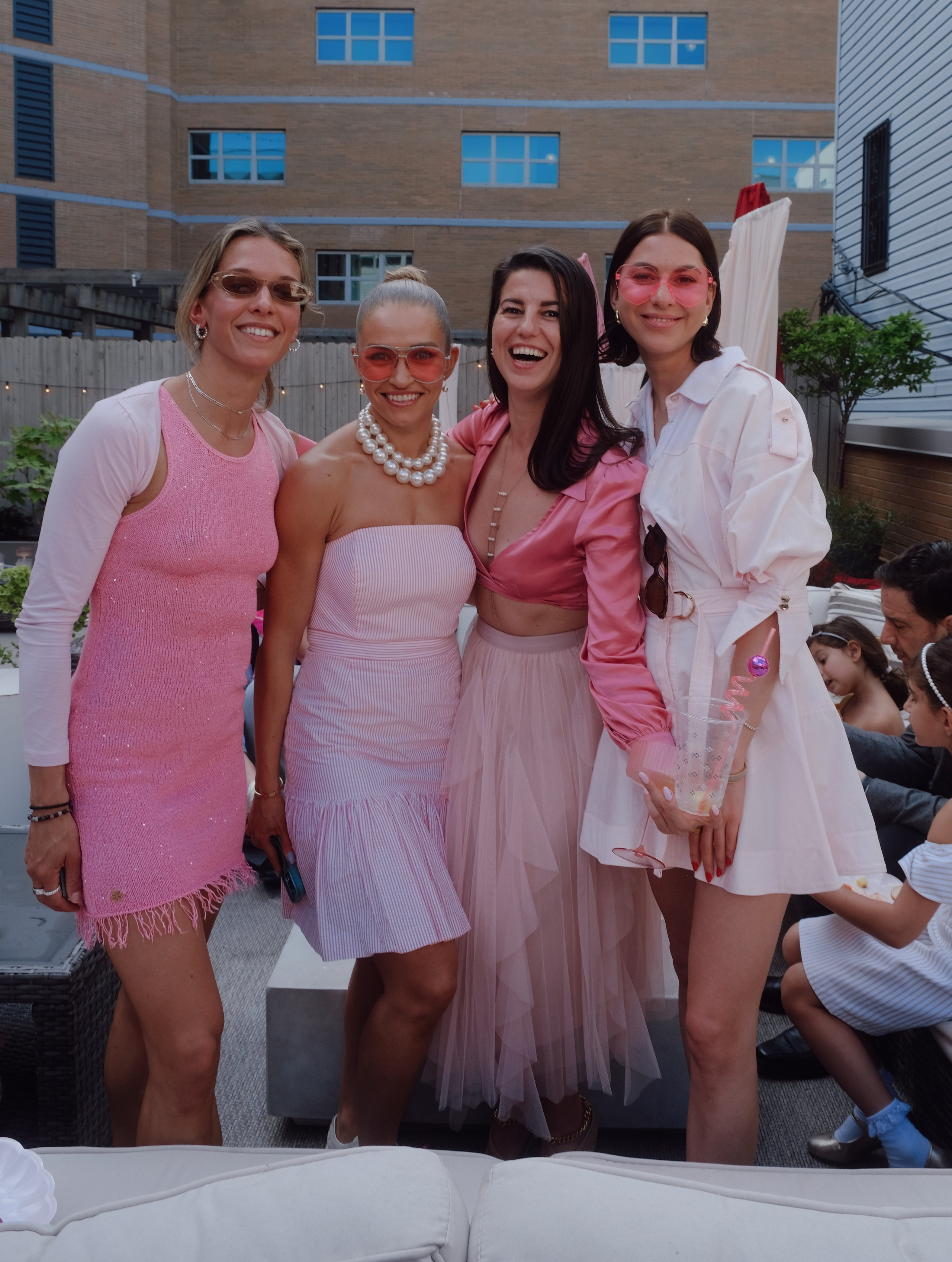 Elina & Shawn — Counting Down to Baby. New York Photographer Sveta Zemskova, NYC Photo