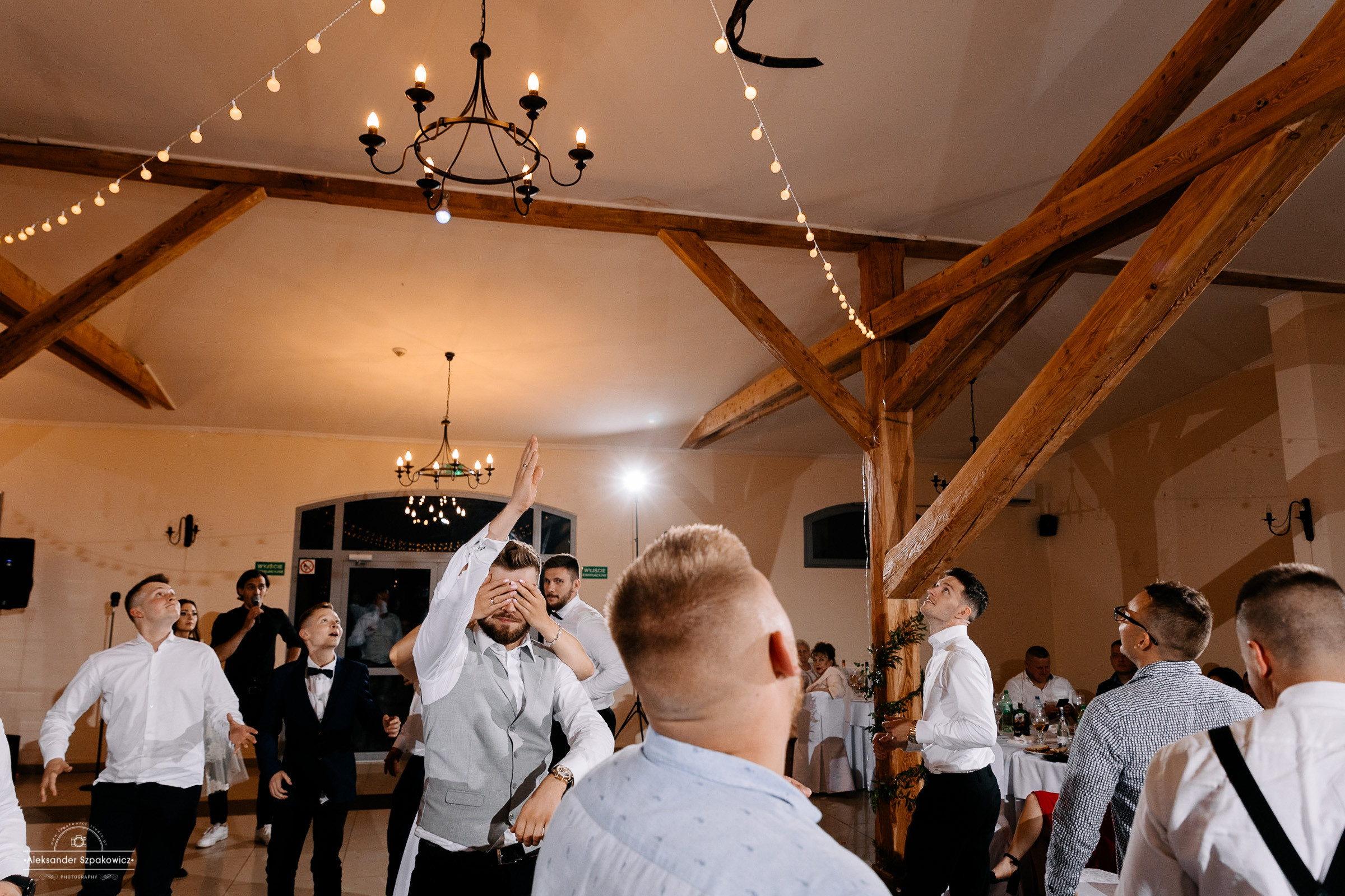 Impreza & Wesele • [ Szpakowicz-studio.pl ]. Fotograf Ślubny Warszawa - Sesje Biznesowe Rodzinne Eventy