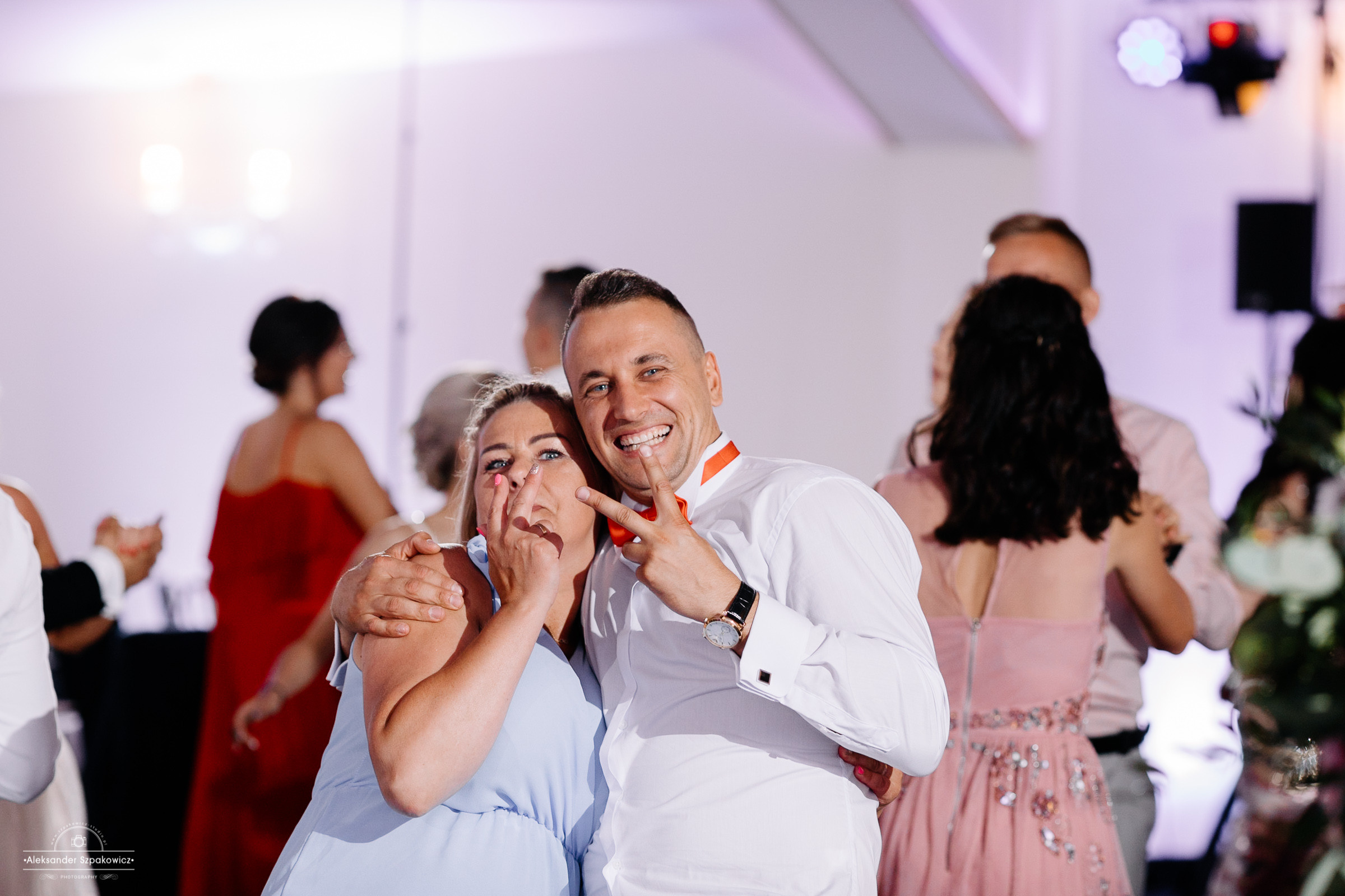 Impreza & Wesele • [ Szpakowicz-studio.pl ]. Fotograf Ślubny Warszawa - Sesje Biznesowe Rodzinne Eventy