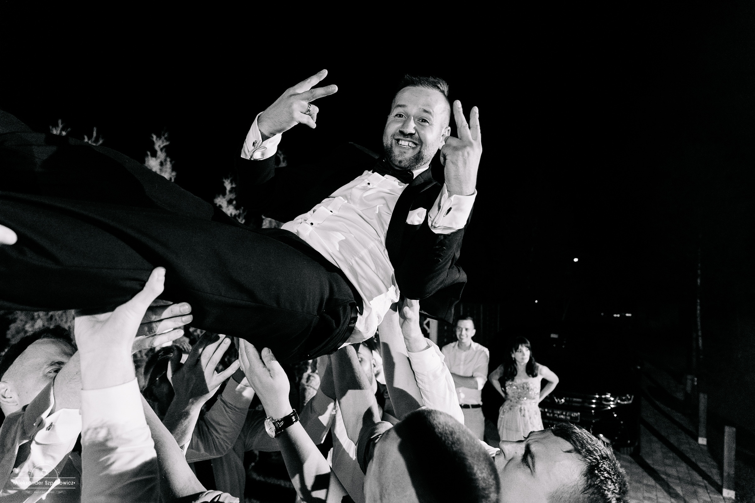 Impreza & Wesele • [ Szpakowicz-studio.pl ]. Fotograf Ślubny Warszawa - Sesje Biznesowe Rodzinne Eventy