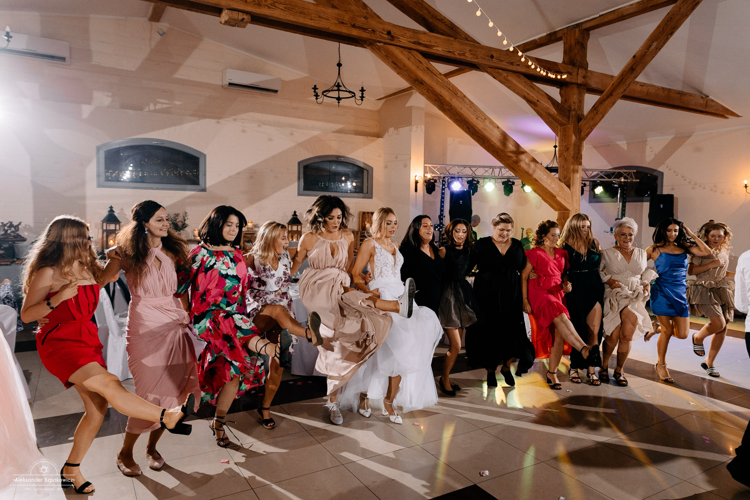 Impreza & Wesele • [ Szpakowicz-studio.pl ]. Fotograf Ślubny Warszawa - Sesje Biznesowe Rodzinne Eventy