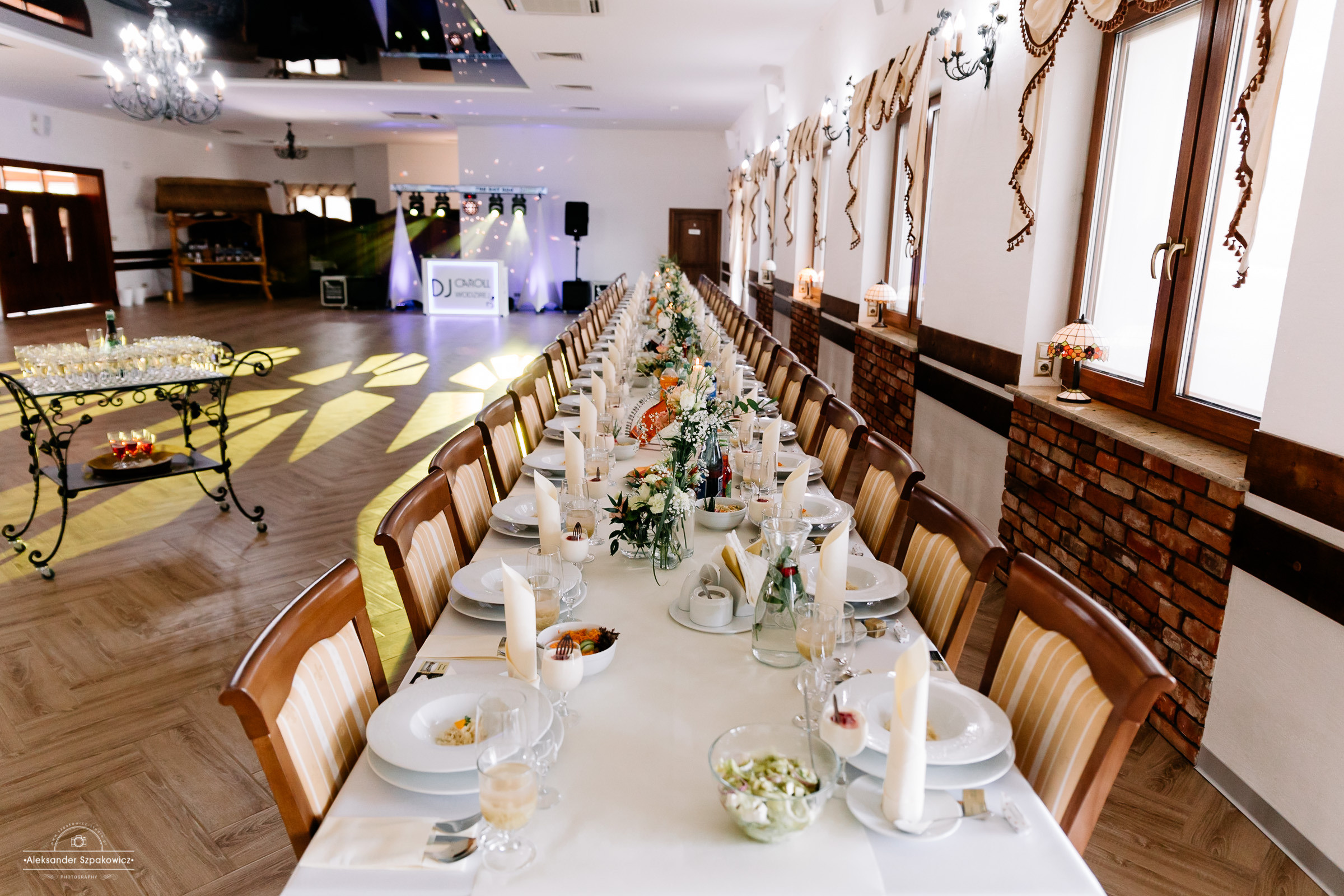 Impreza & Wesele • [ Szpakowicz-studio.pl ]. Fotograf Ślubny Warszawa - Sesje Biznesowe Rodzinne Eventy