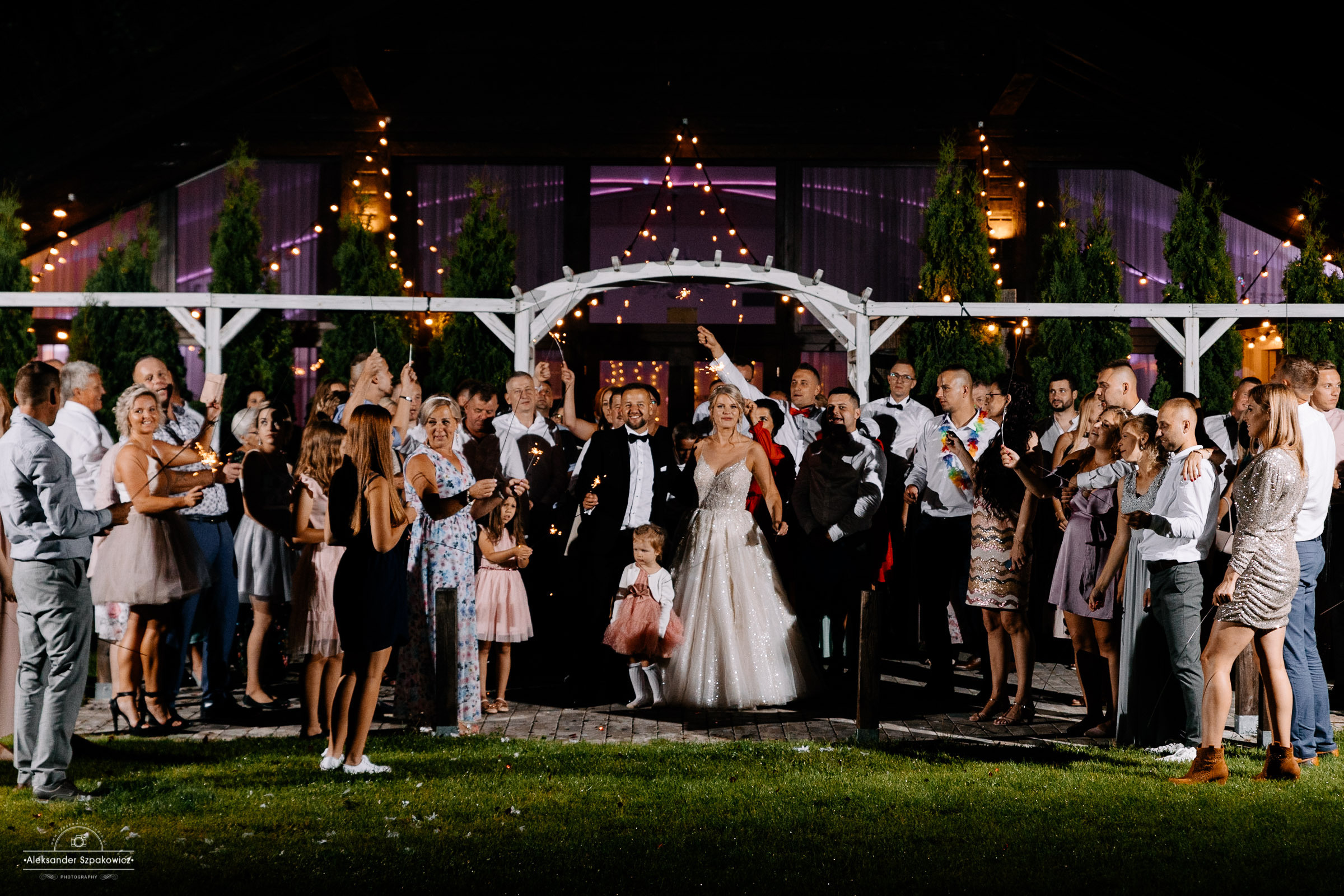 Impreza & Wesele • [ Szpakowicz-studio.pl ]. Fotograf Ślubny Warszawa - Sesje Biznesowe Rodzinne Eventy