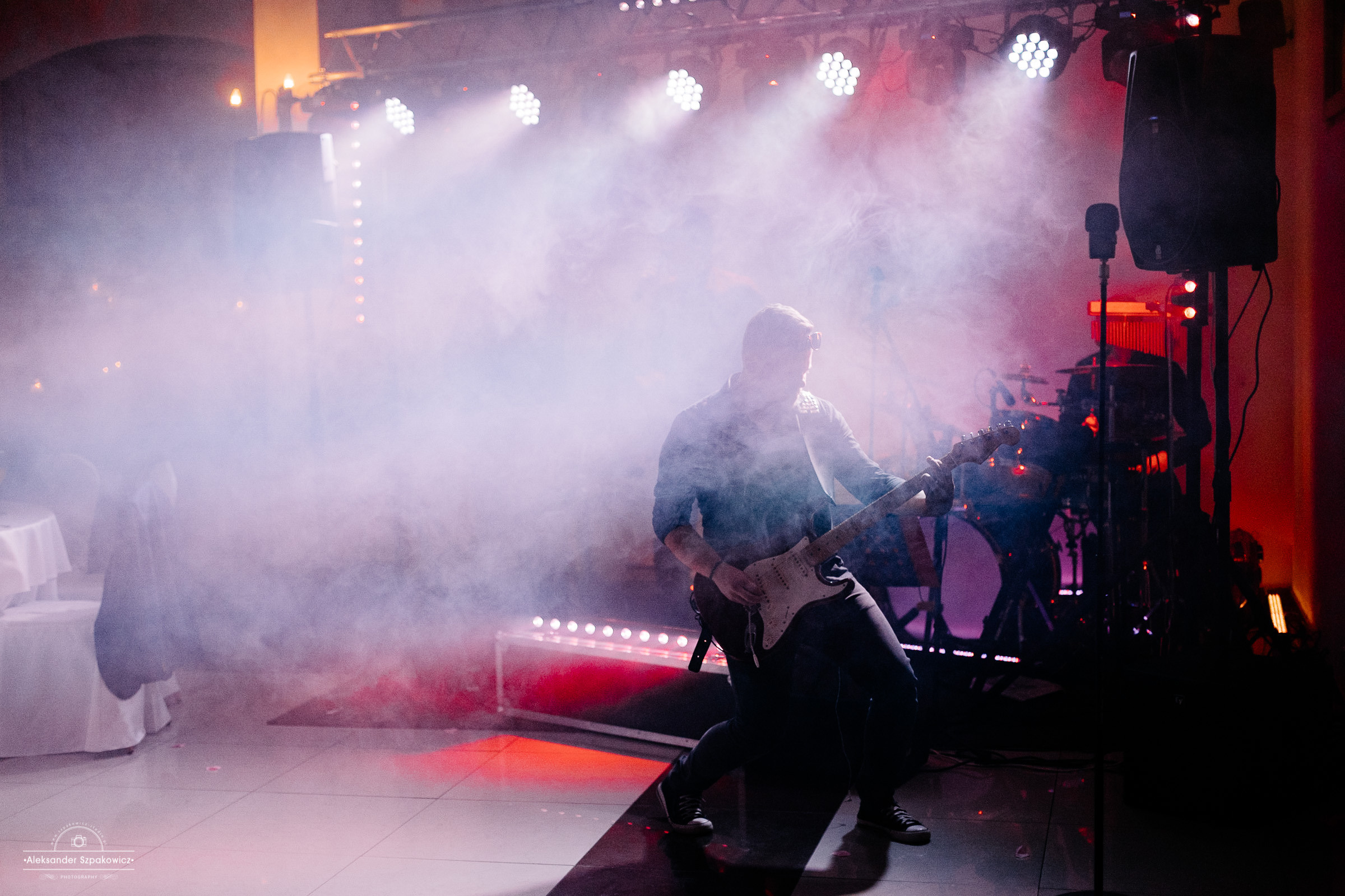 Impreza & Wesele • [ Szpakowicz-studio.pl ]. Fotograf Ślubny Warszawa - Sesje Biznesowe Rodzinne Eventy