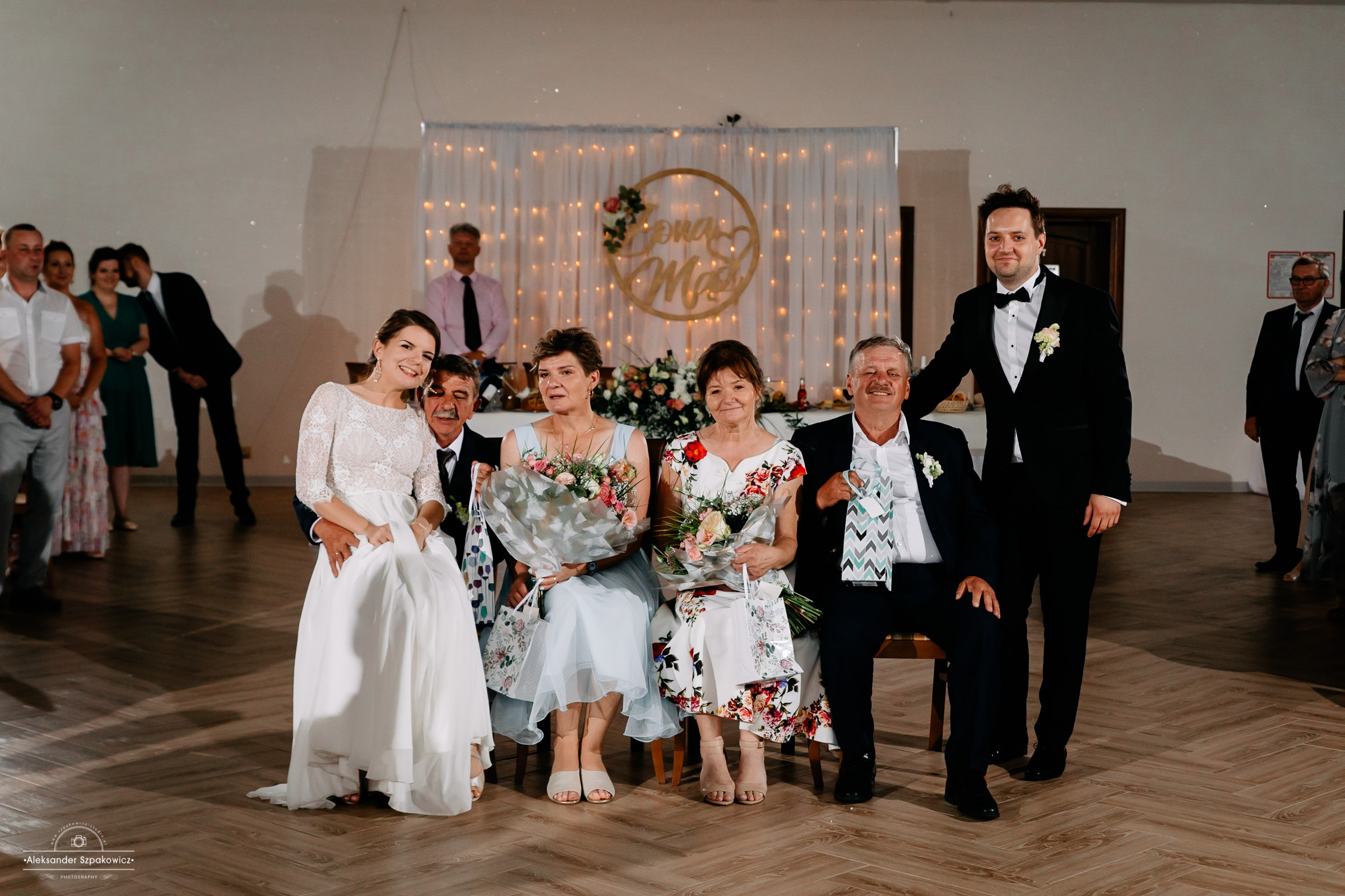 Impreza & Wesele • [ Szpakowicz-studio.pl ]. Fotograf Ślubny Warszawa - Sesje Biznesowe Rodzinne Eventy