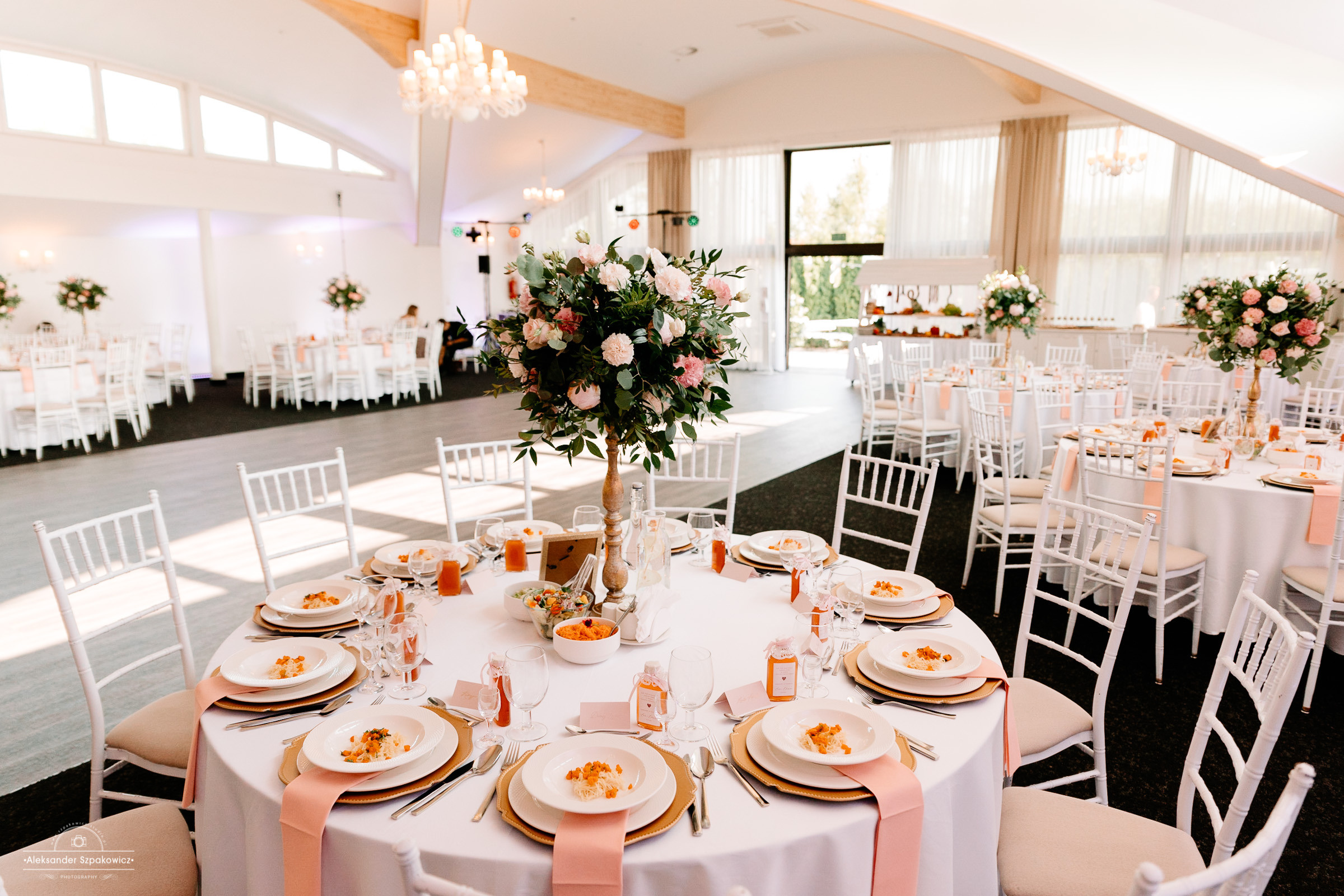 Impreza & Wesele • [ Szpakowicz-studio.pl ]. Fotograf Ślubny Warszawa - Sesje Biznesowe Rodzinne Eventy