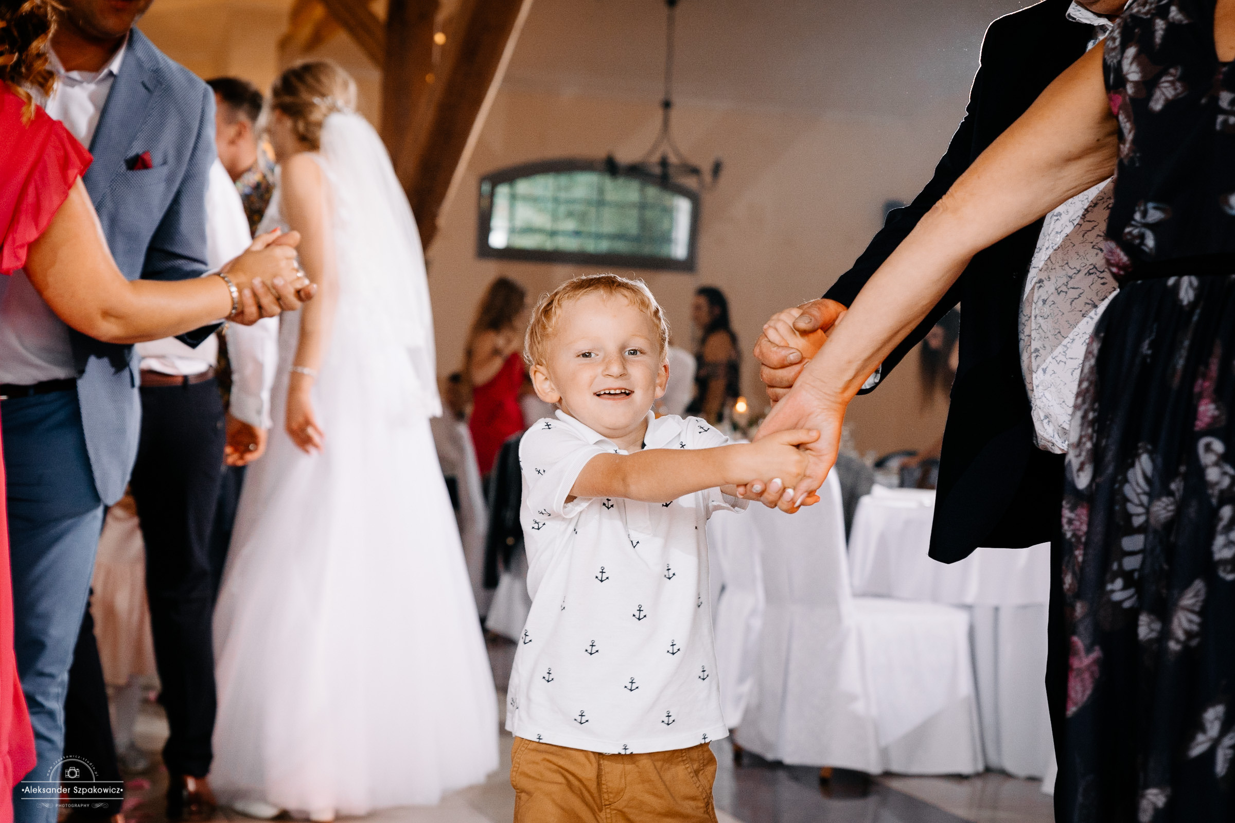 Impreza & Wesele • [ Szpakowicz-studio.pl ]. Fotograf Ślubny Warszawa - Sesje Biznesowe Rodzinne Eventy