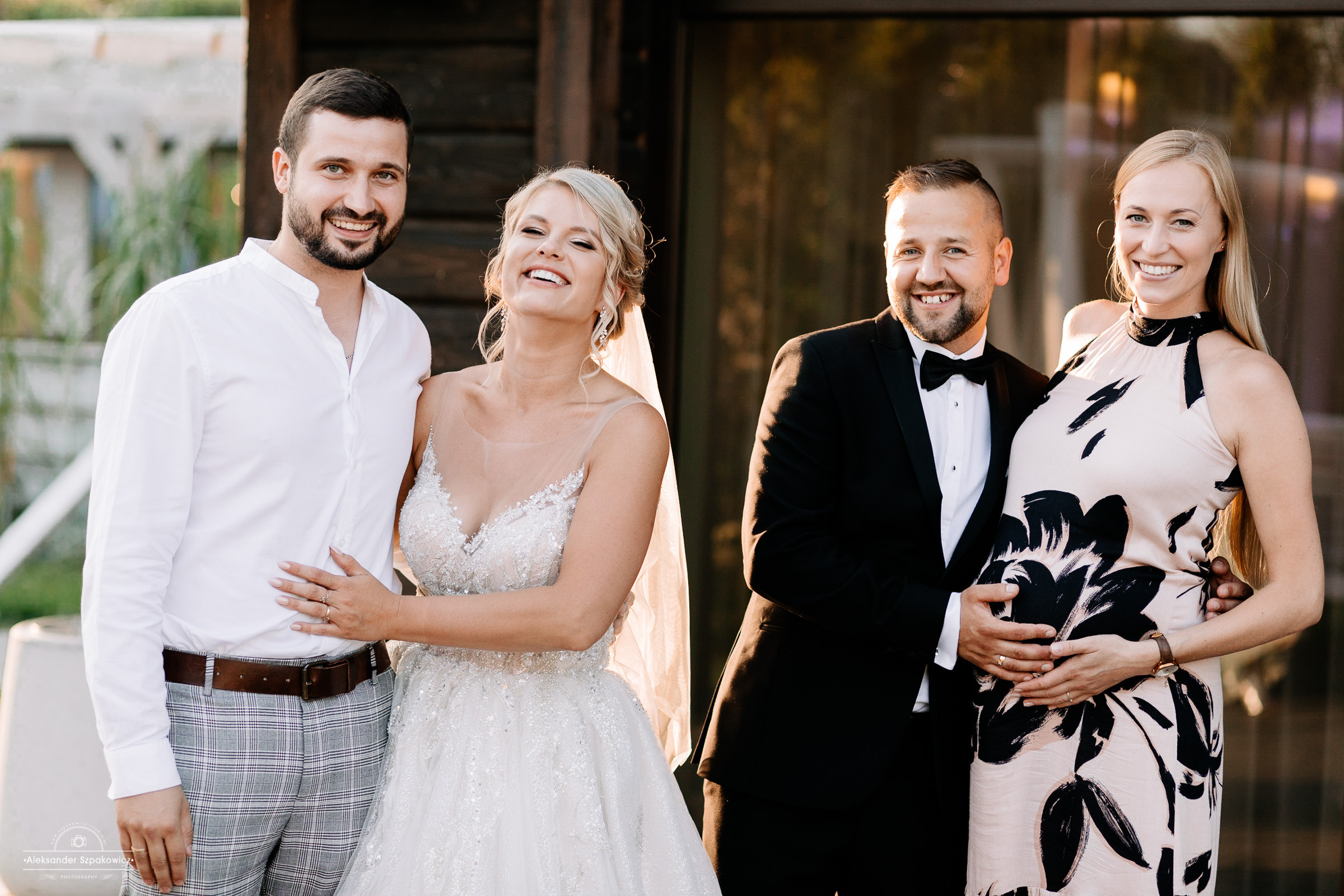 Impreza & Wesele • [ Szpakowicz-studio.pl ]. Fotograf Ślubny Warszawa - Sesje Biznesowe Rodzinne Eventy