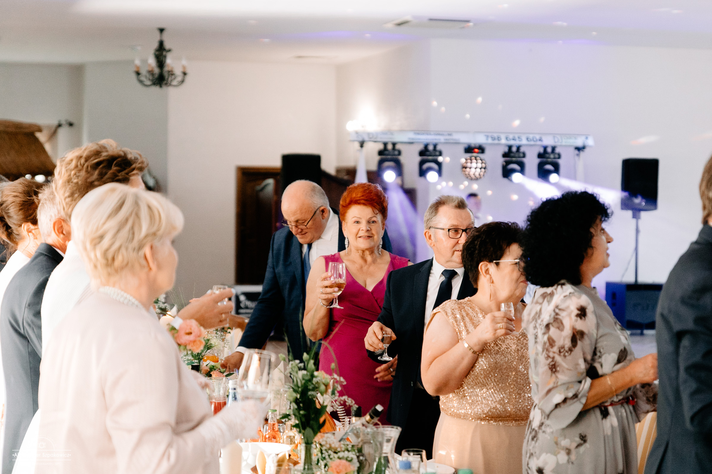 Impreza & Wesele • [ Szpakowicz-studio.pl ]. Fotograf Ślubny Warszawa - Sesje Biznesowe Rodzinne Eventy