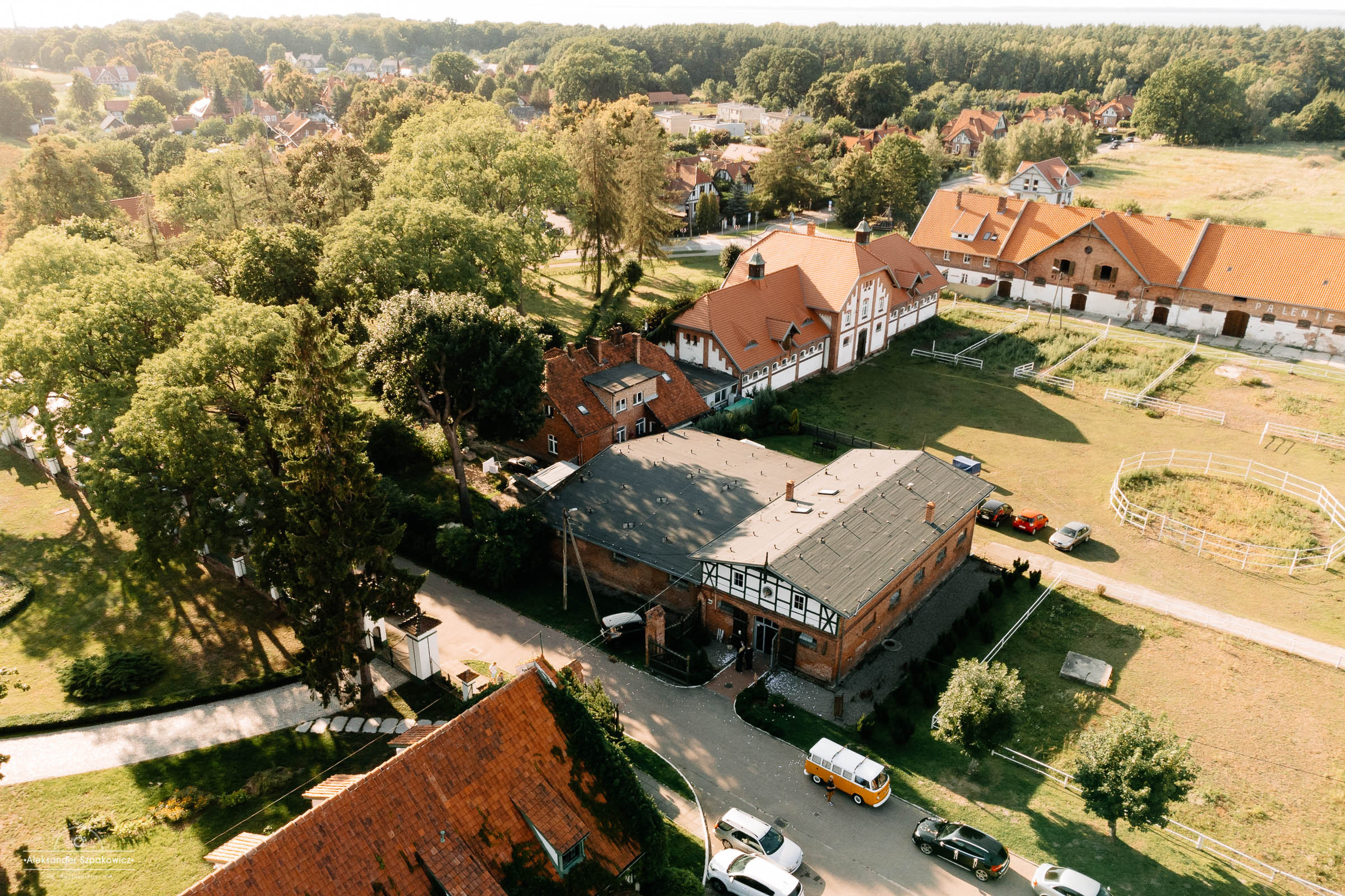 Impreza & Wesele • [ Szpakowicz-studio.pl ]. Fotograf Ślubny Warszawa - Sesje Biznesowe Rodzinne Eventy