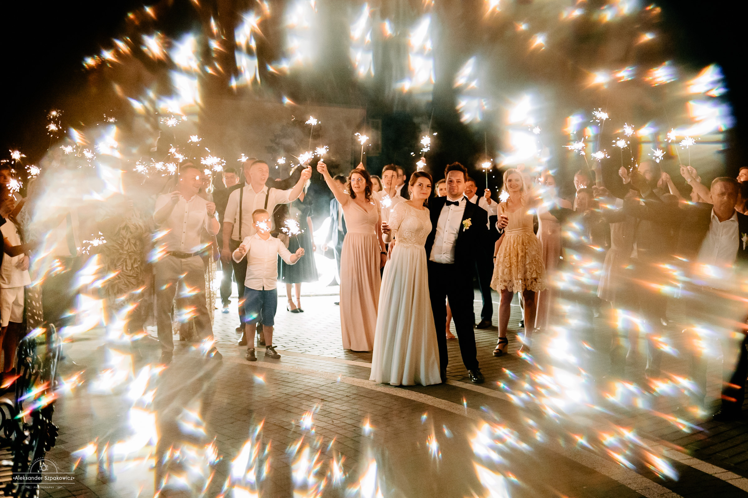 Impreza & Wesele • [ Szpakowicz-studio.pl ]. Fotograf Ślubny Warszawa - Sesje Biznesowe Rodzinne Eventy