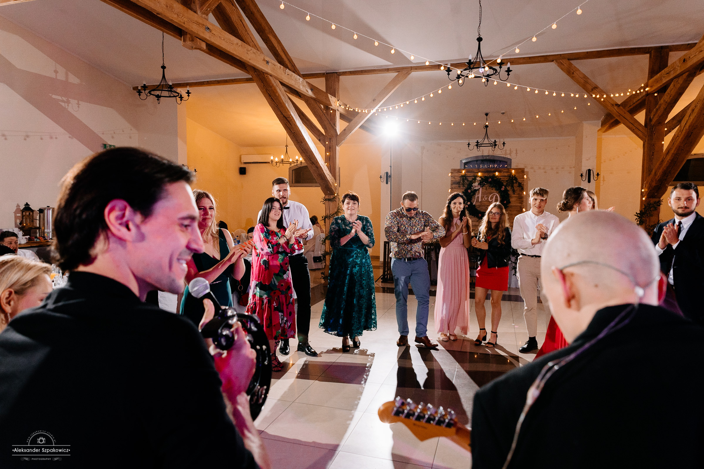 Impreza & Wesele • [ Szpakowicz-studio.pl ]. Fotograf Ślubny Warszawa - Sesje Biznesowe Rodzinne Eventy